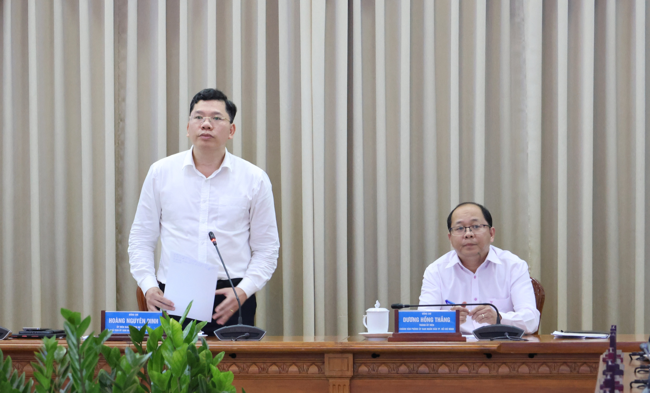 TPHCM làm việc 