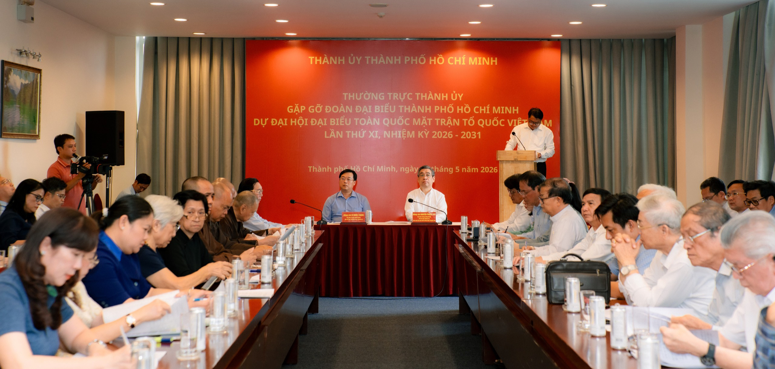 L&atilde;nh đạo TPHCM giao nhiệm vụ cho Đo&agrave;n đại biểu tham dự Đại hội to&agrave;n quốc MTTQ Việt Nam - Ảnh 1.
