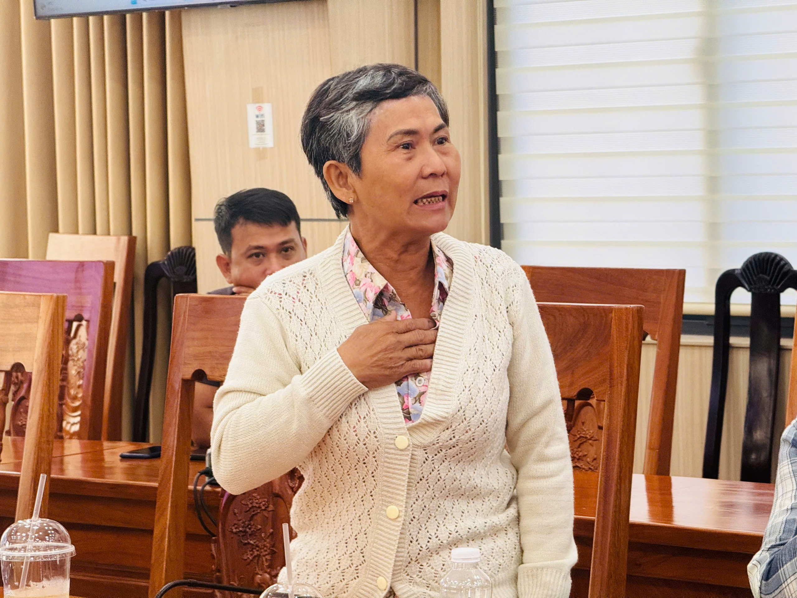 Chủ tịch Ph&uacute; Quốc n&oacute;i về &ldquo;t&igrave;nh v&agrave; l&yacute;&rdquo; trong việc cưỡng chế vi phạm đất đai - Ảnh 4.