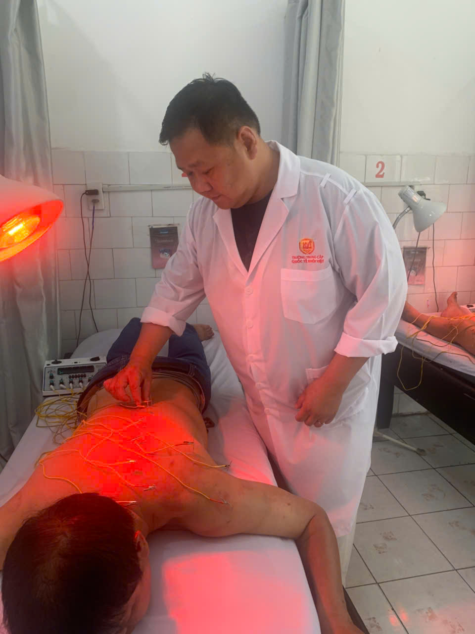 Diễn viên Minh Béo tốt nghiệp y sĩ, tiếp tục học lên bác sĩ, tiến sĩ - Ảnh 5.