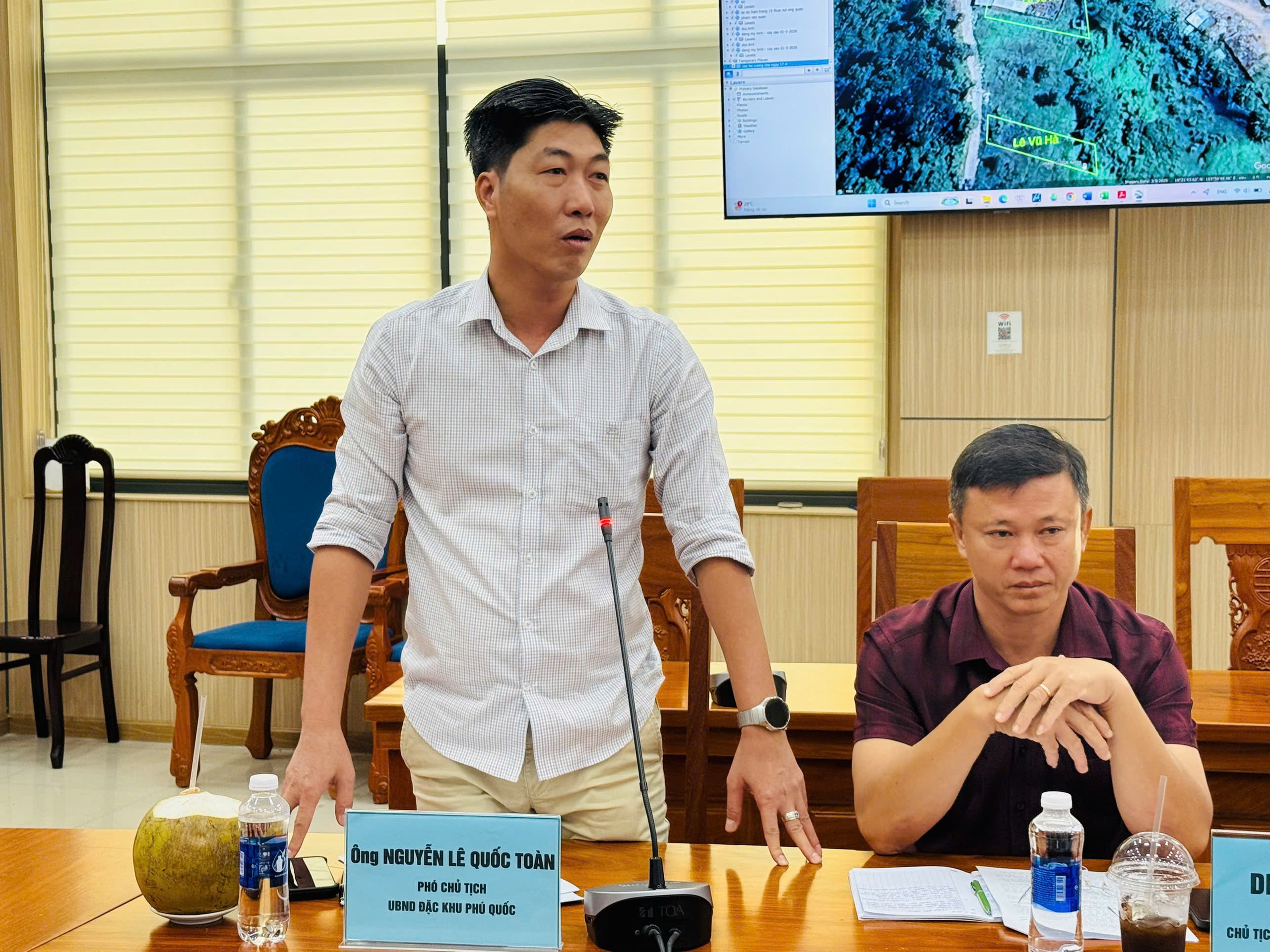 Chủ tịch Ph&uacute; Quốc n&oacute;i về &ldquo;t&igrave;nh v&agrave; l&yacute;&rdquo; trong việc cưỡng chế vi phạm đất đai - Ảnh 3.