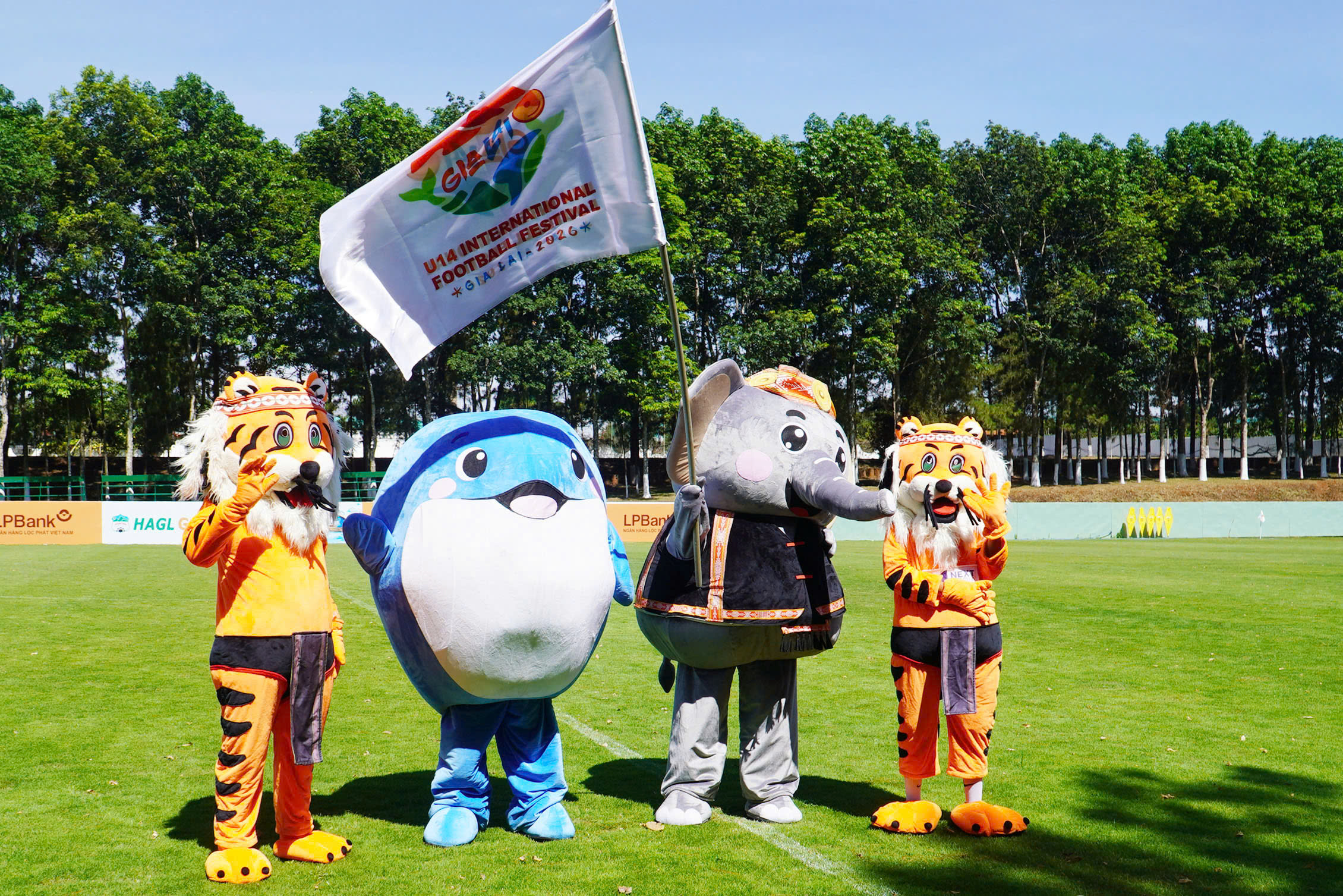 Festival U14 quốc tế Gia Lai: Phố núi Pleiku tiếp tục tiên phong - Ảnh 3.