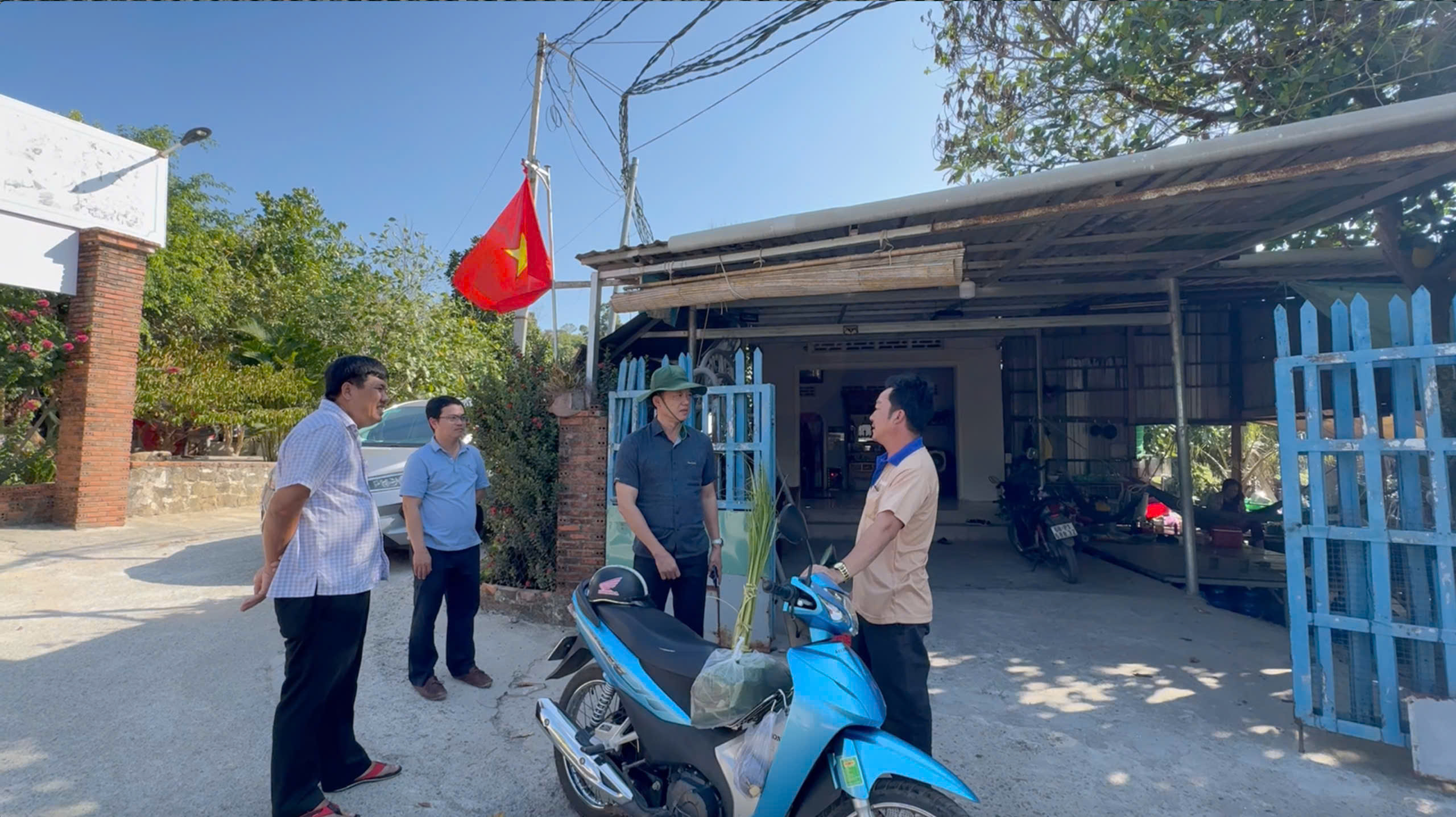 Chủ tịch Ph&uacute; Quốc n&oacute;i về &ldquo;t&igrave;nh v&agrave; l&yacute;&rdquo; trong việc cưỡng chế vi phạm đất đai - Ảnh 8.