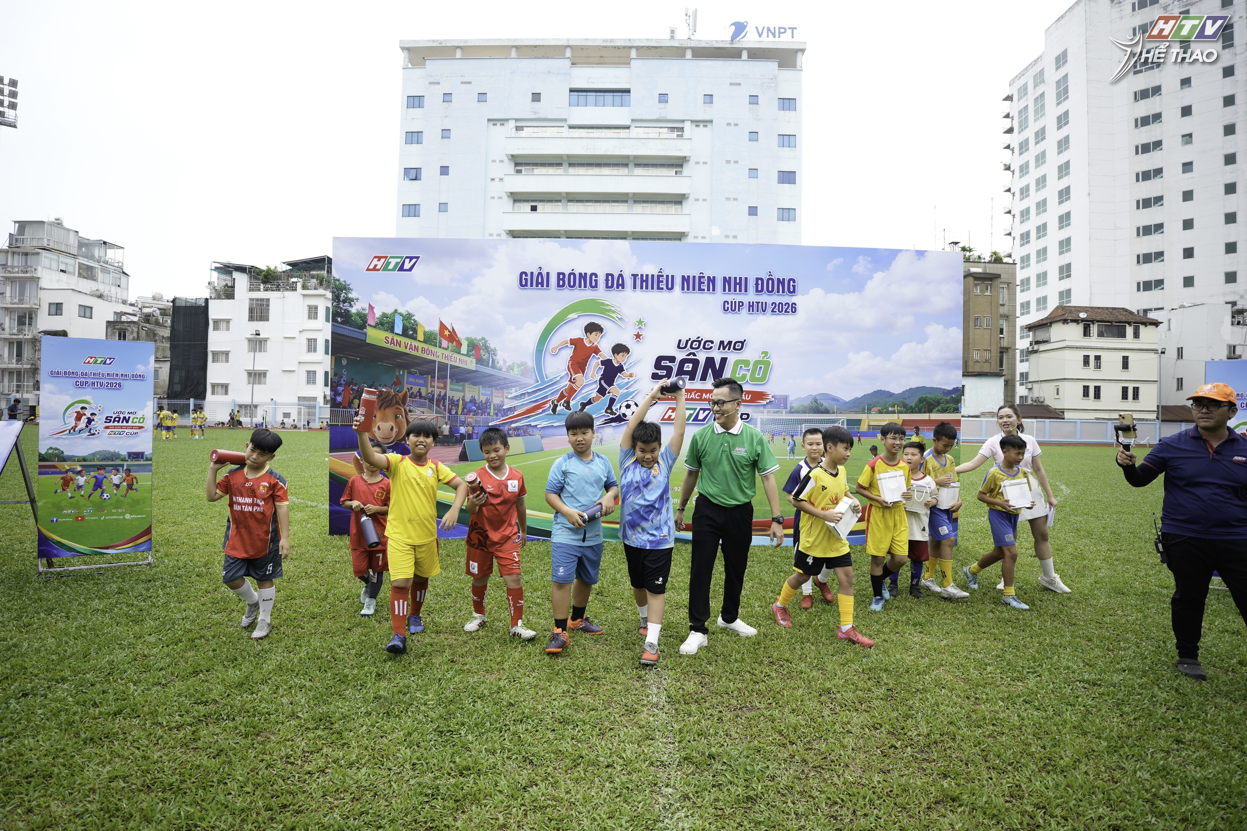 HTV lần đầu tổ chức Giải b&oacute;ng đ&aacute; Thiếu ni&ecirc;n - Nhi đồng C&uacute;p HTV 2026 với chủ đề "Ước mơ s&acirc;n cỏ"  - Ảnh 7.