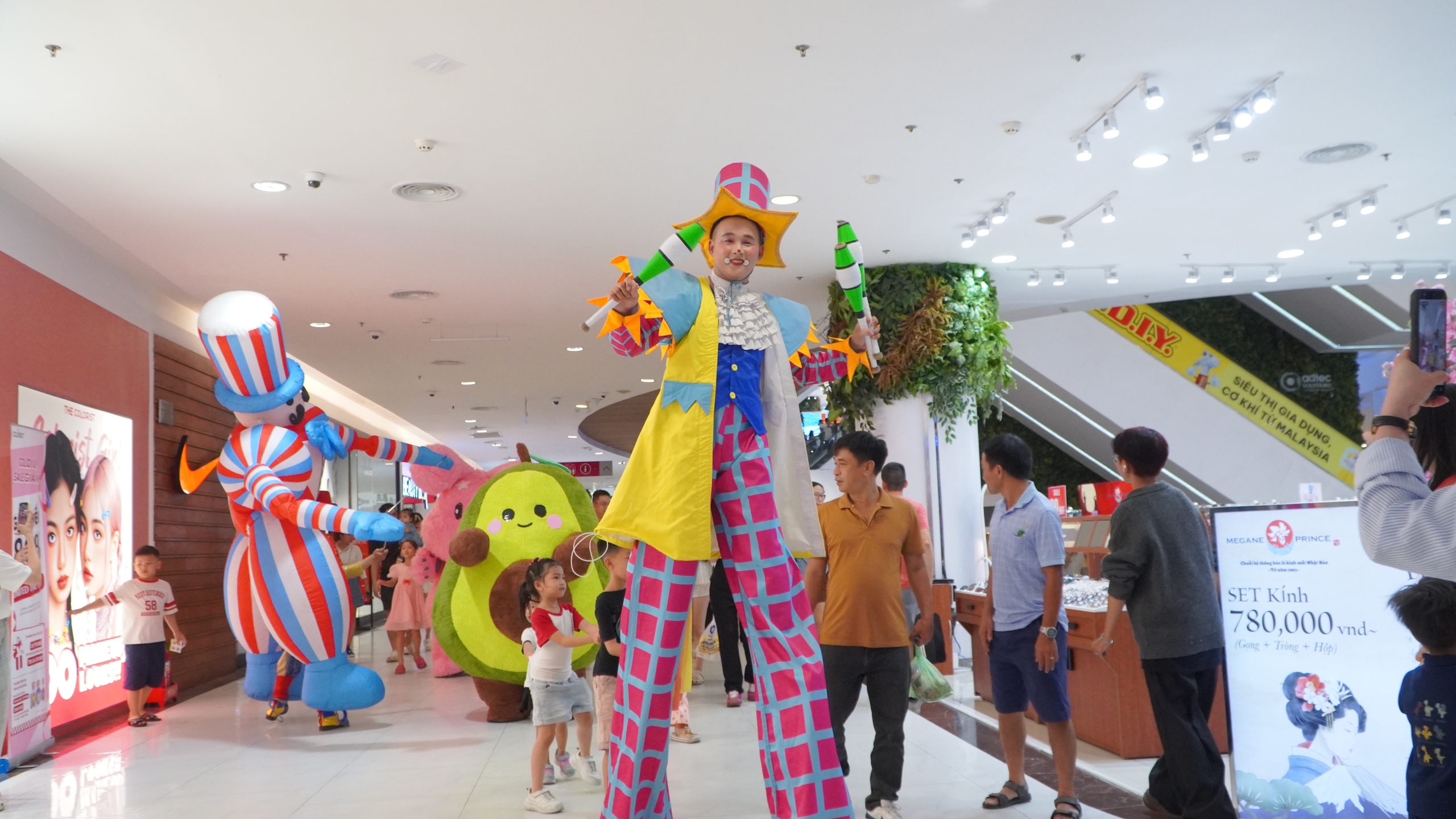 Ngàn nụ cười rạng rỡ tại 