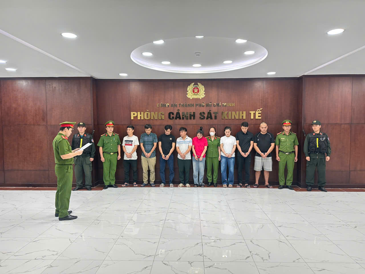 TPHCM: Lật tẩy đường dây 