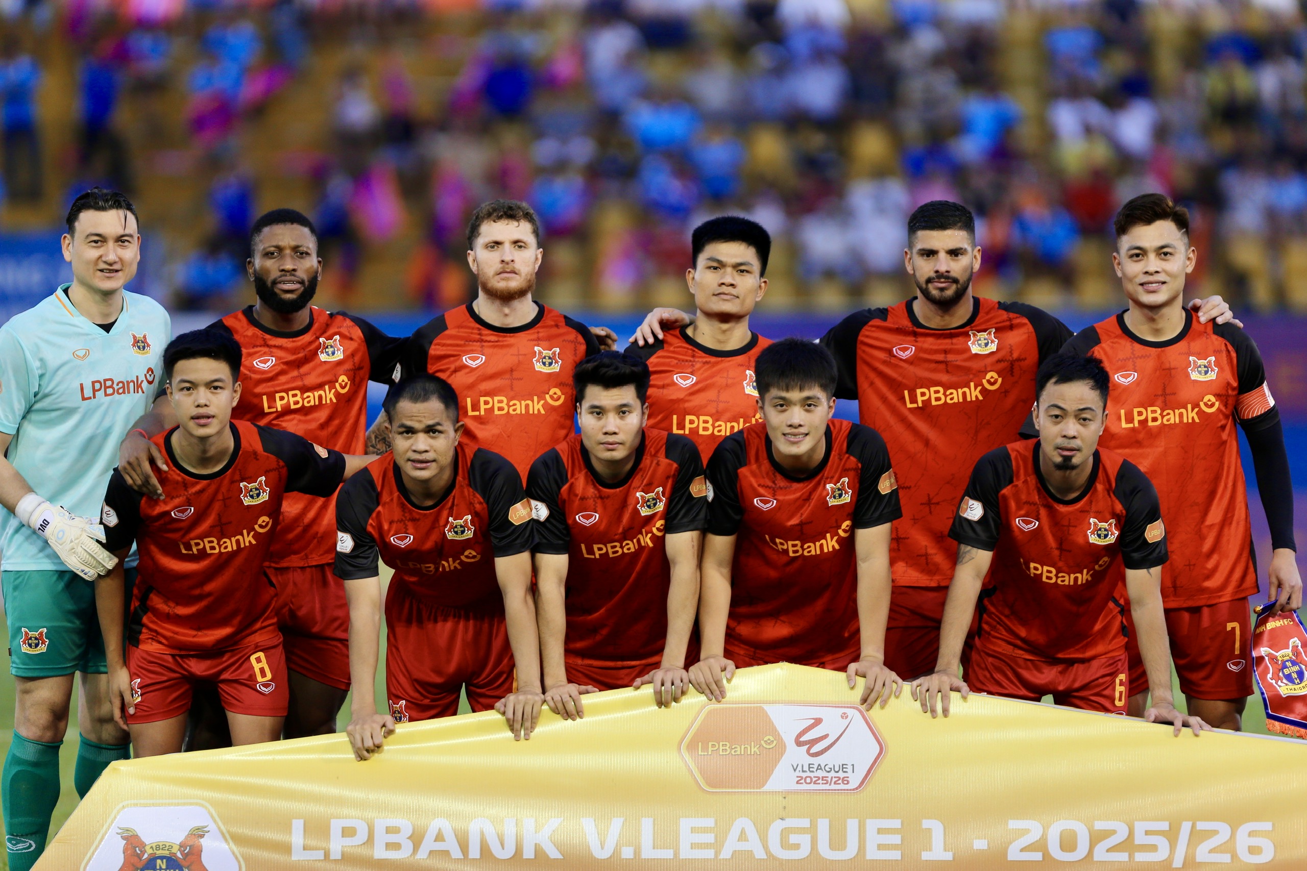 V-League và những gam màu đối lập: Muốn mạnh phải bền - Ảnh 2.