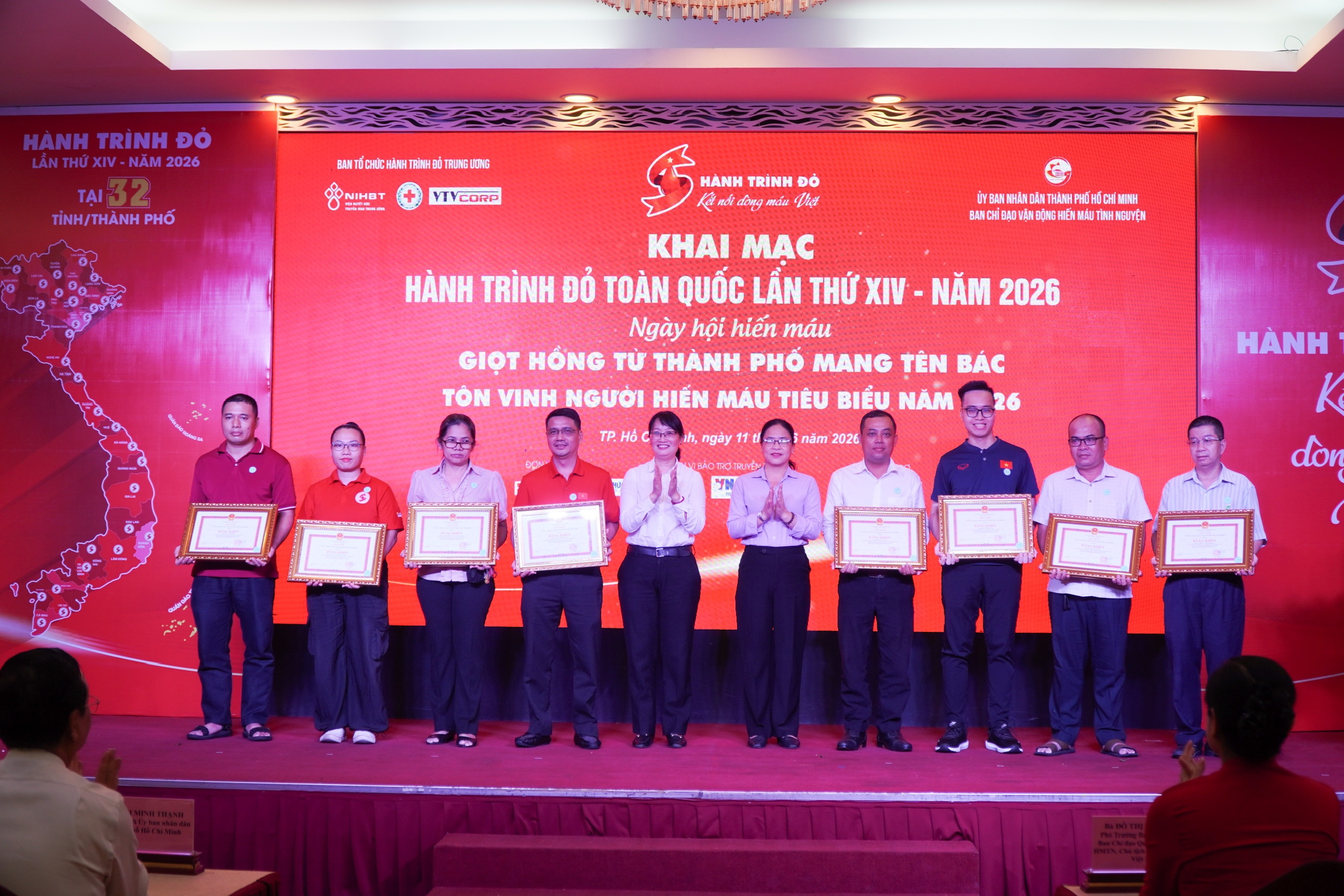 32 tỉnh, thành chung tay hiến máu cứu người - Ảnh 3.