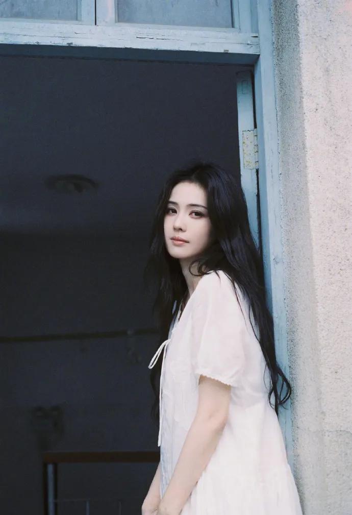 Bạch Lộc bác bỏ tin đồn