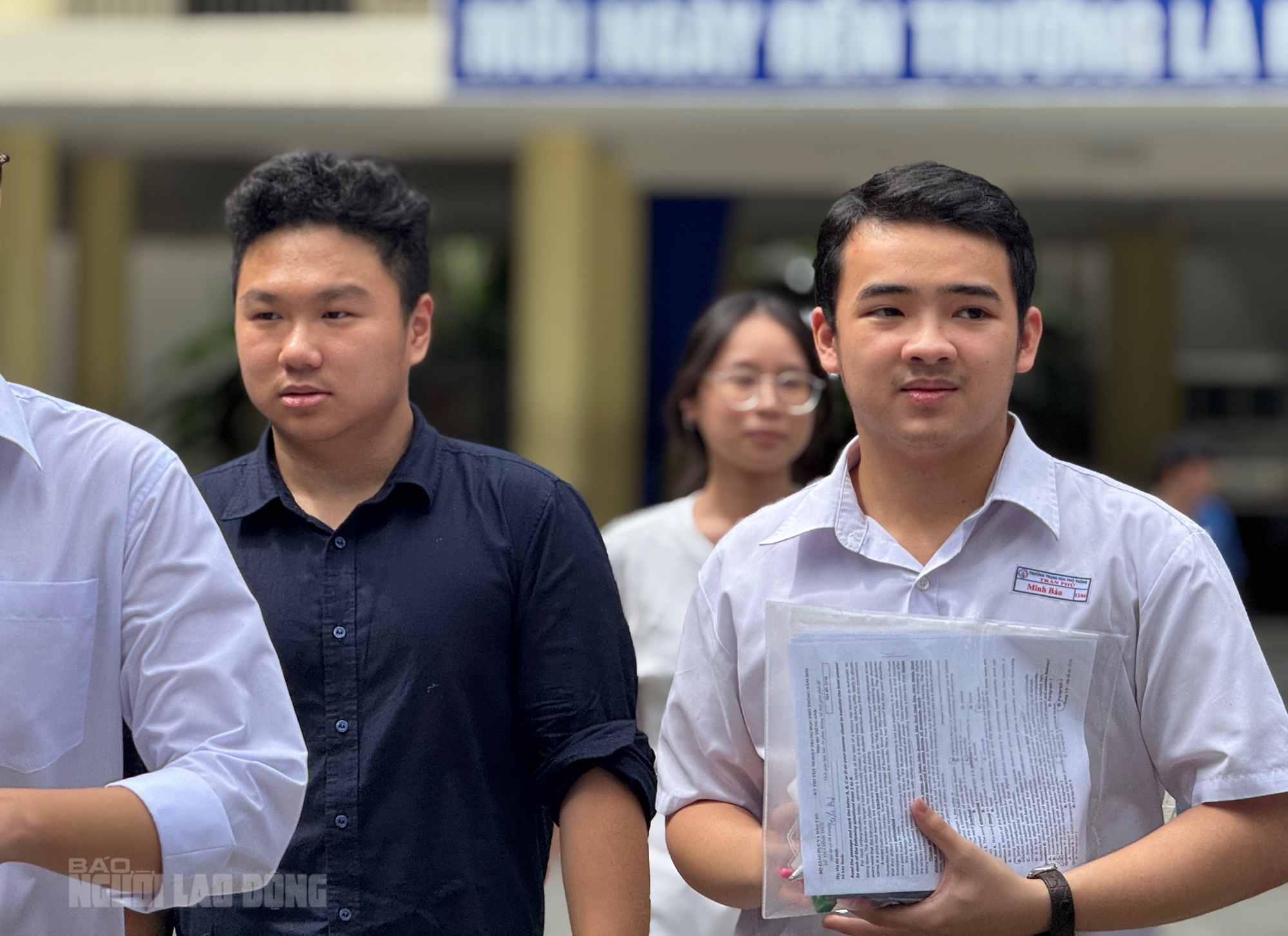 Đà Nẵng 2026: Thí sinh đánh giá đề thi tốt nghiệp THPT và điểm chuẩn có thể tăng - Ảnh 3. Đà Nẵng 2026: Thí sinh đánh giá đề thi tốt nghiệp THPT và điểm chuẩn có thể tăng - Ảnh 3.