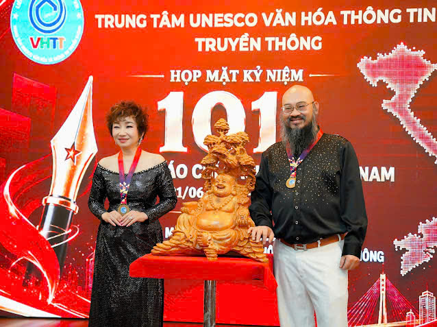 Nghệ sĩ Đức Xuân đảm nhận Phó Giám đốc Trung tâm UNESCO Văn hóa và Thông tin Truyền thông - Ảnh 3.