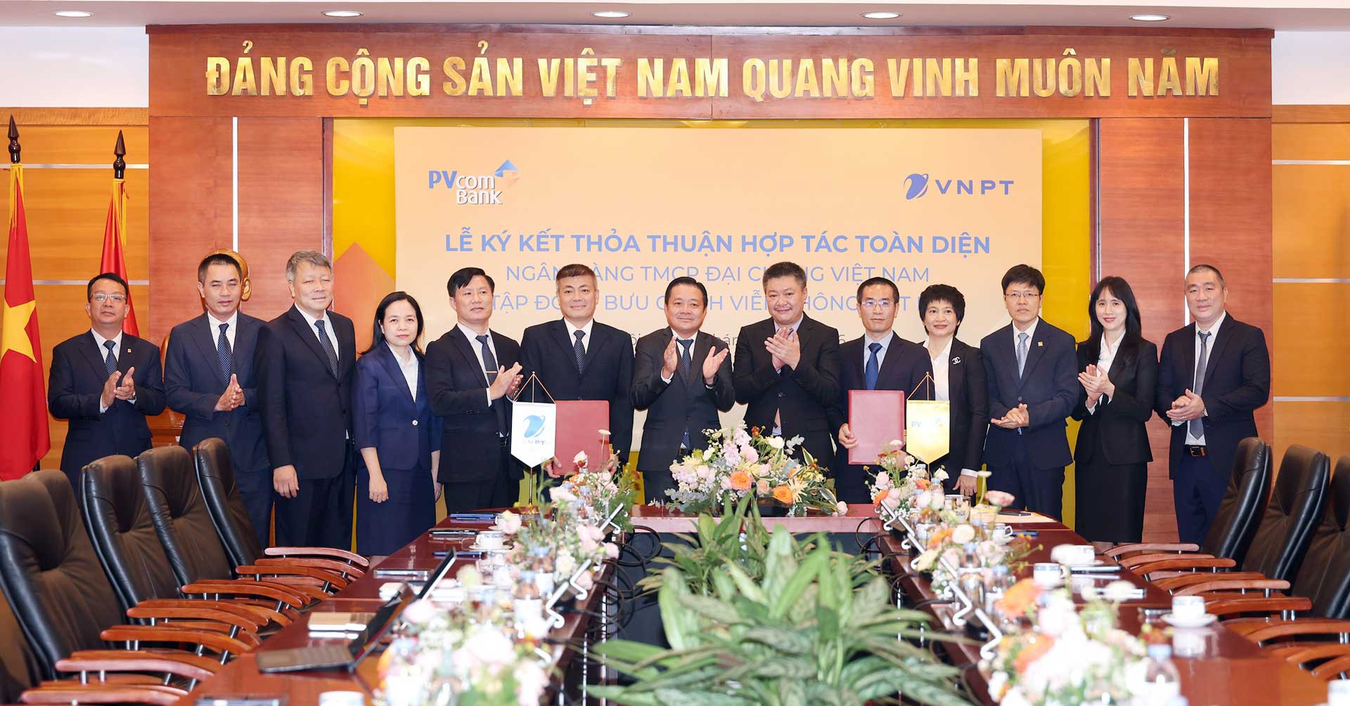PVcomBank và VNPT hợp tác chiến lược, kết nối sức mạnh tài chính và công nghệ số