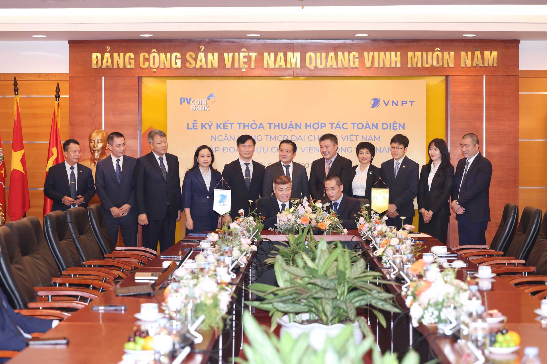 PVcomBank và VNPT hợp tác chiến lược, kết nối sức mạnh tài chính và công nghệ số - Ảnh 2.