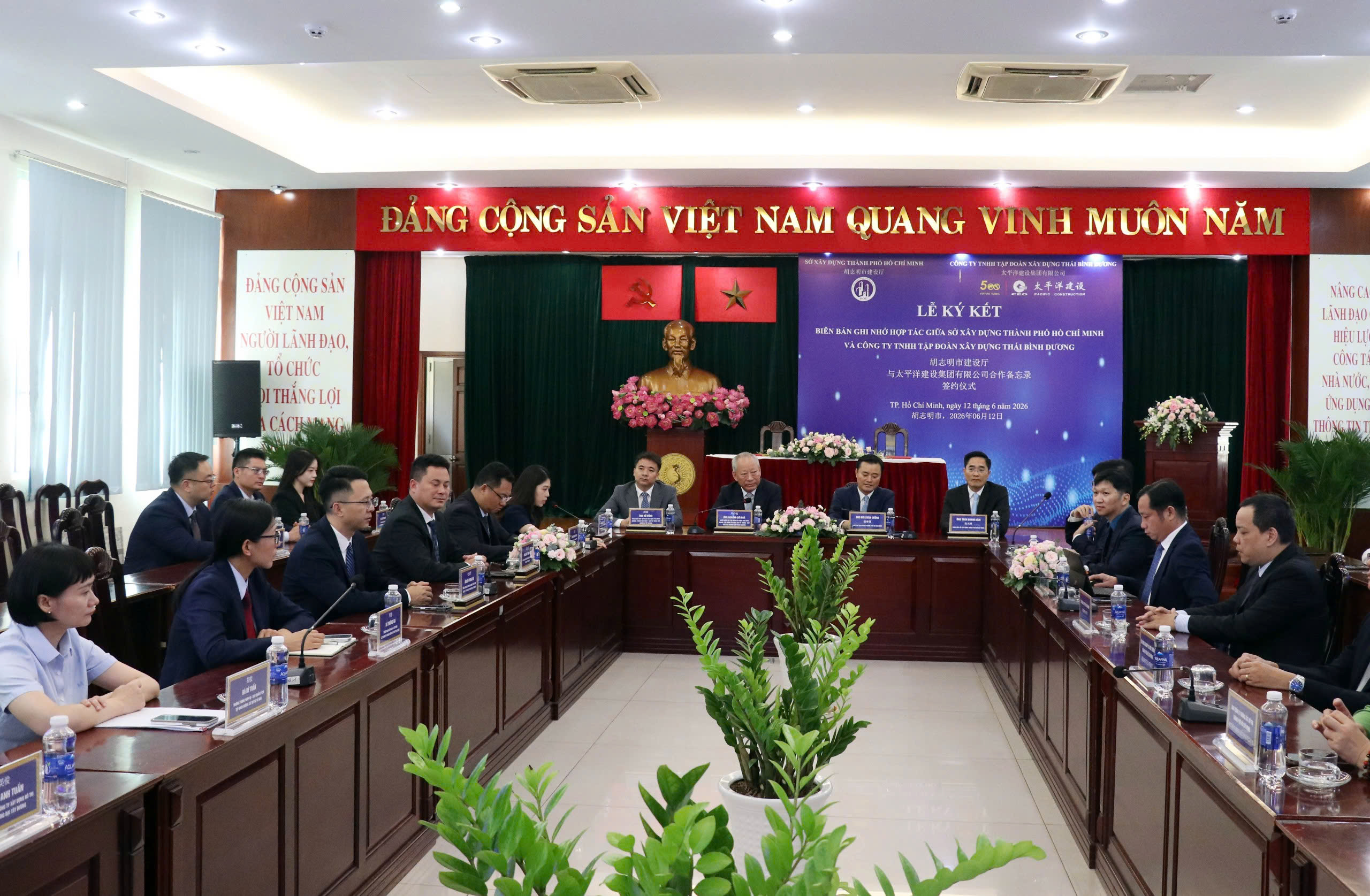 TPHCM hợp tác tập đoàn Trung Quốc phát triển hạ tầng - Ảnh 1.