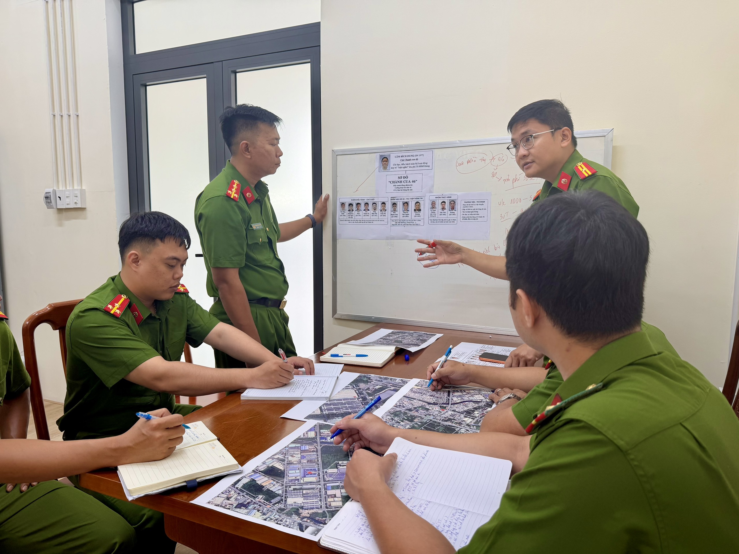 Giải mã cách vận hành "luật ngầm" của bà trùm Chành cua 46 - Ảnh 8.