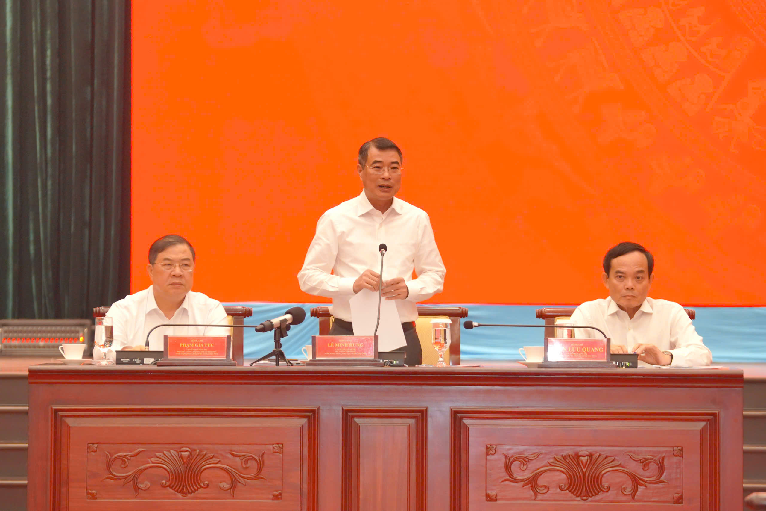 Thủ tướng L&ecirc; Minh Hưng l&agrave;m việc với TPHCM - Ảnh 3.