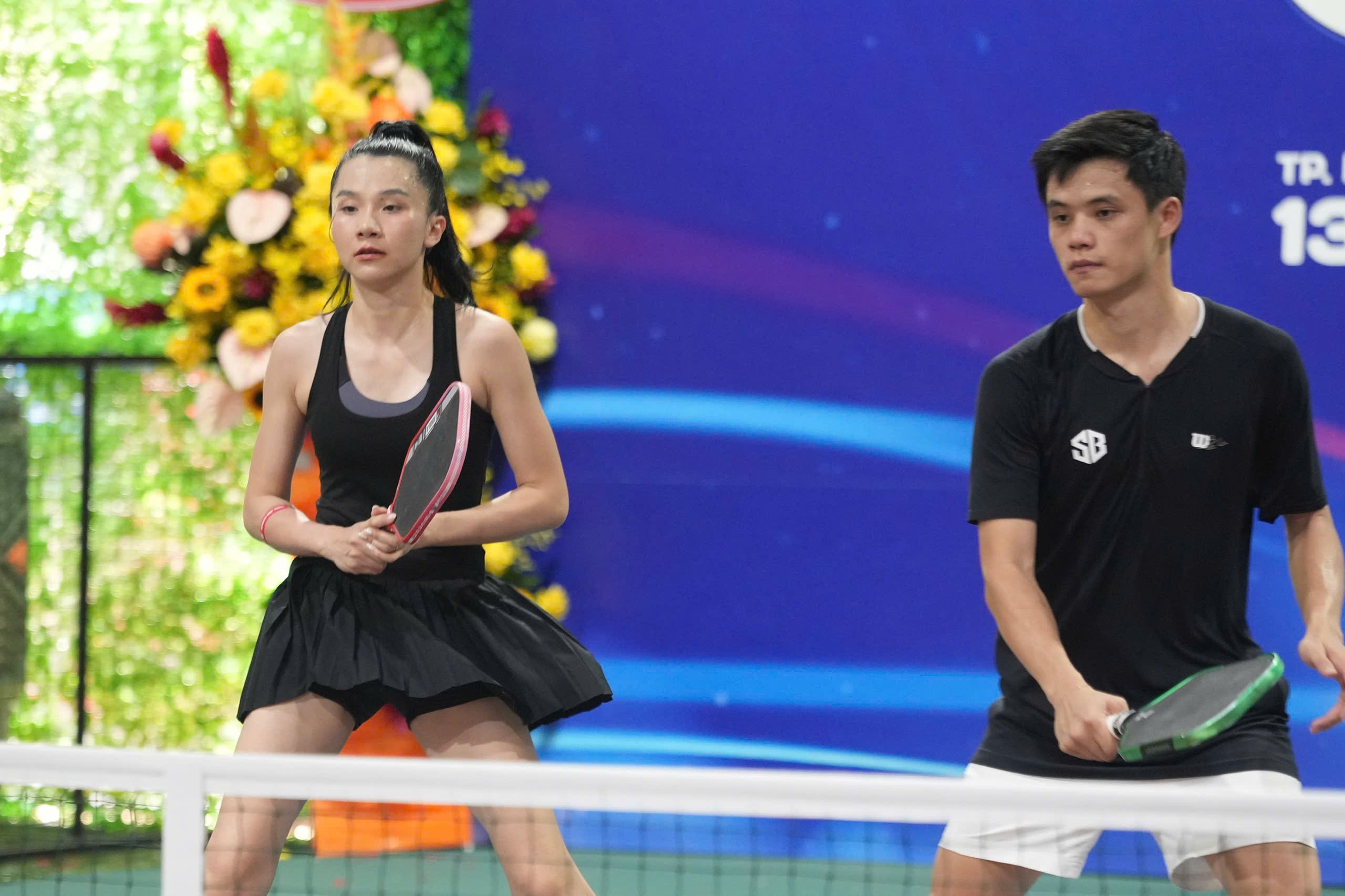 Giải pickleball B&aacute;o Người Lao Động năm 2026: Diễn vi&ecirc;n Th&uacute;y Ng&acirc;n gi&agrave;nh giải nhất cặp đ&ocirc;i nam nữ nghệ - Ảnh 6.