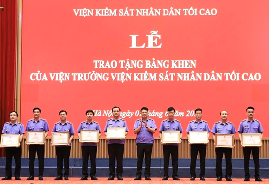 Xây dựng đội ngũ cán bộ kiểm sát bản lĩnh, liêm chính - Ảnh 1. Xây dựng đội ngũ cán bộ kiểm sát bản lĩnh, liêm chính - Ảnh 1.