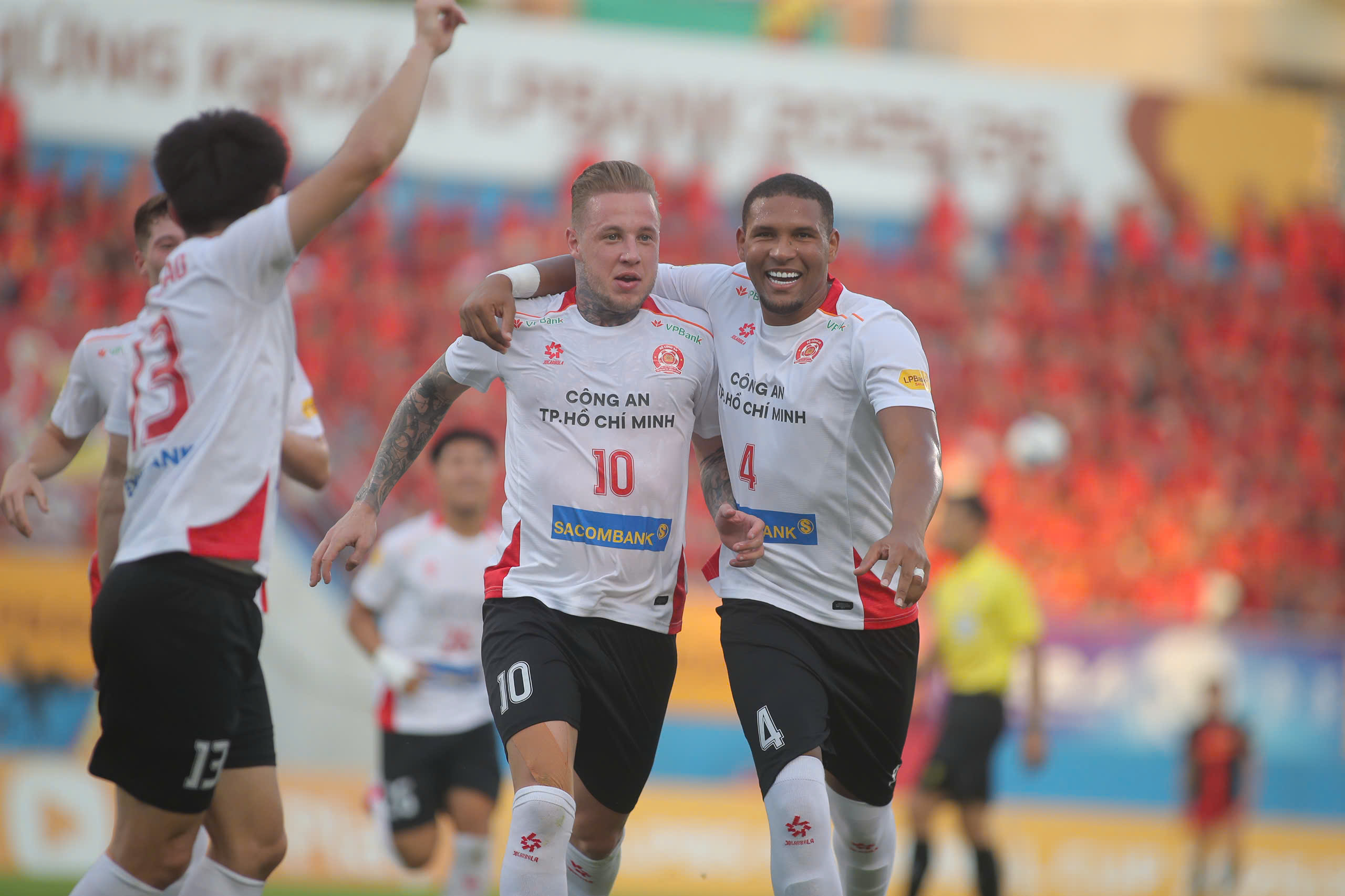 Thắng đẹp Ninh Bình FC, CLB Công an TP HCM vô địch Cúp Quốc gia 2025-2026 - Ảnh 6.