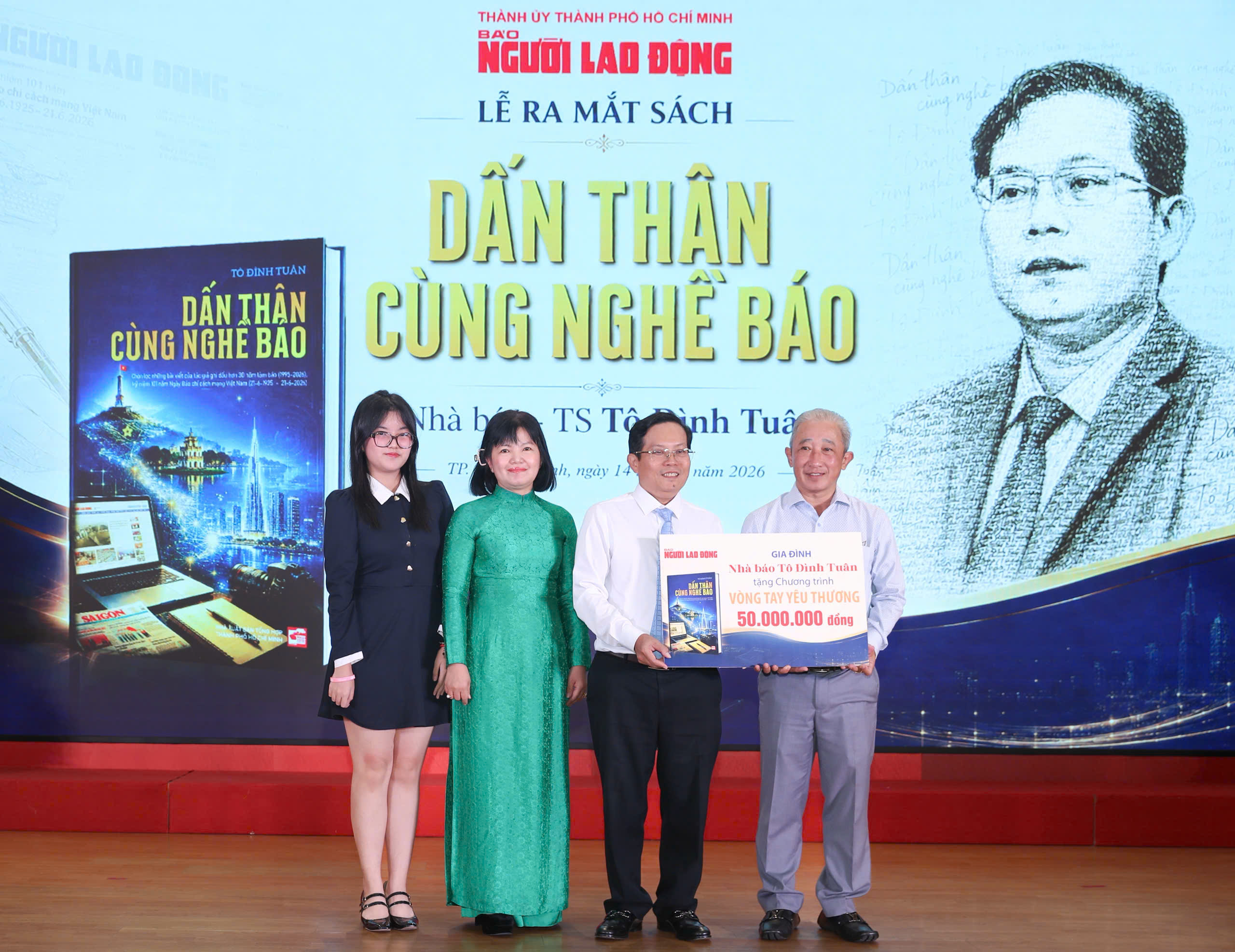 Ra mắt sách
