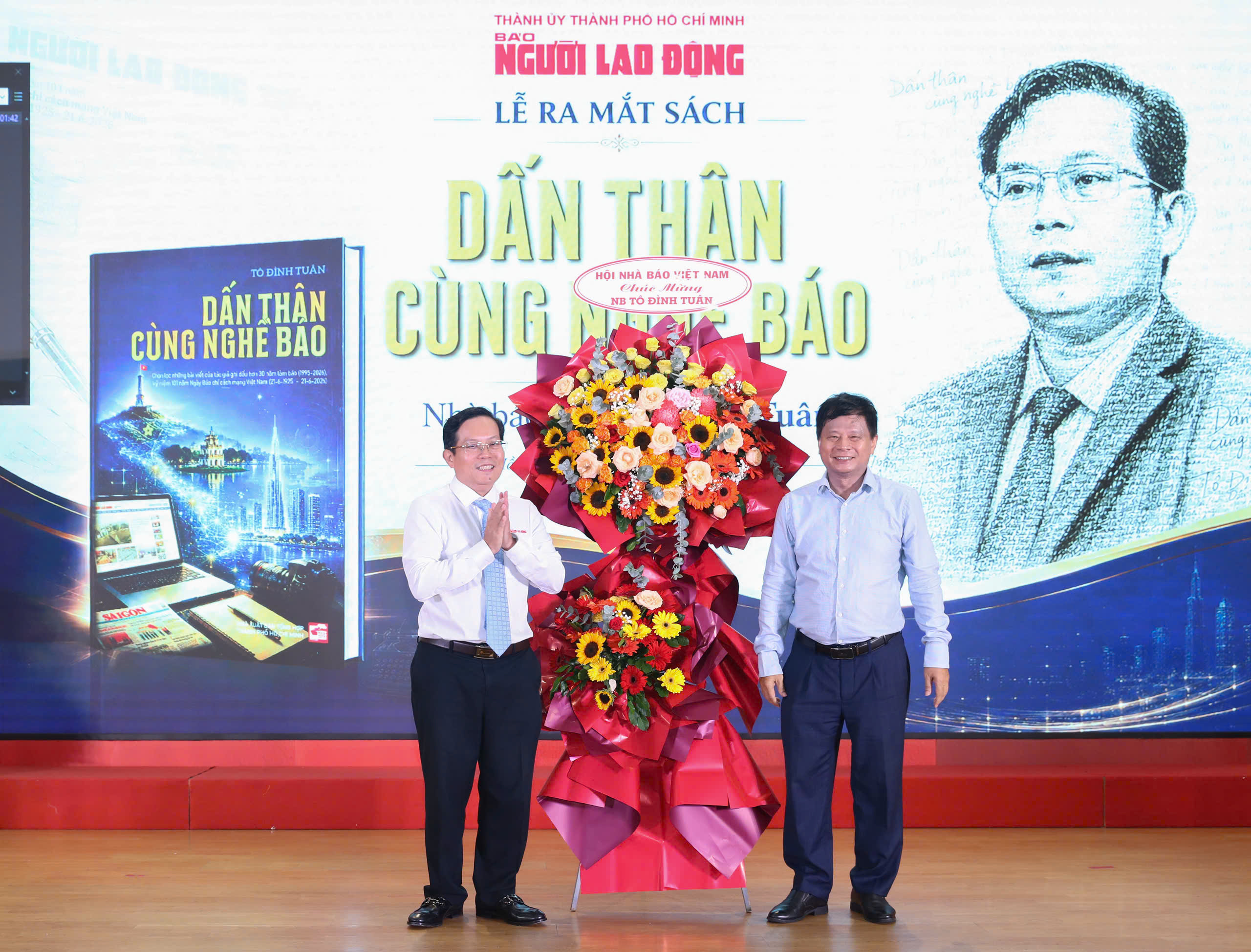 Nhà báo Tô Đình Tuân: "Cuốn sách này không phải của riêng tôi" - Ảnh 5.