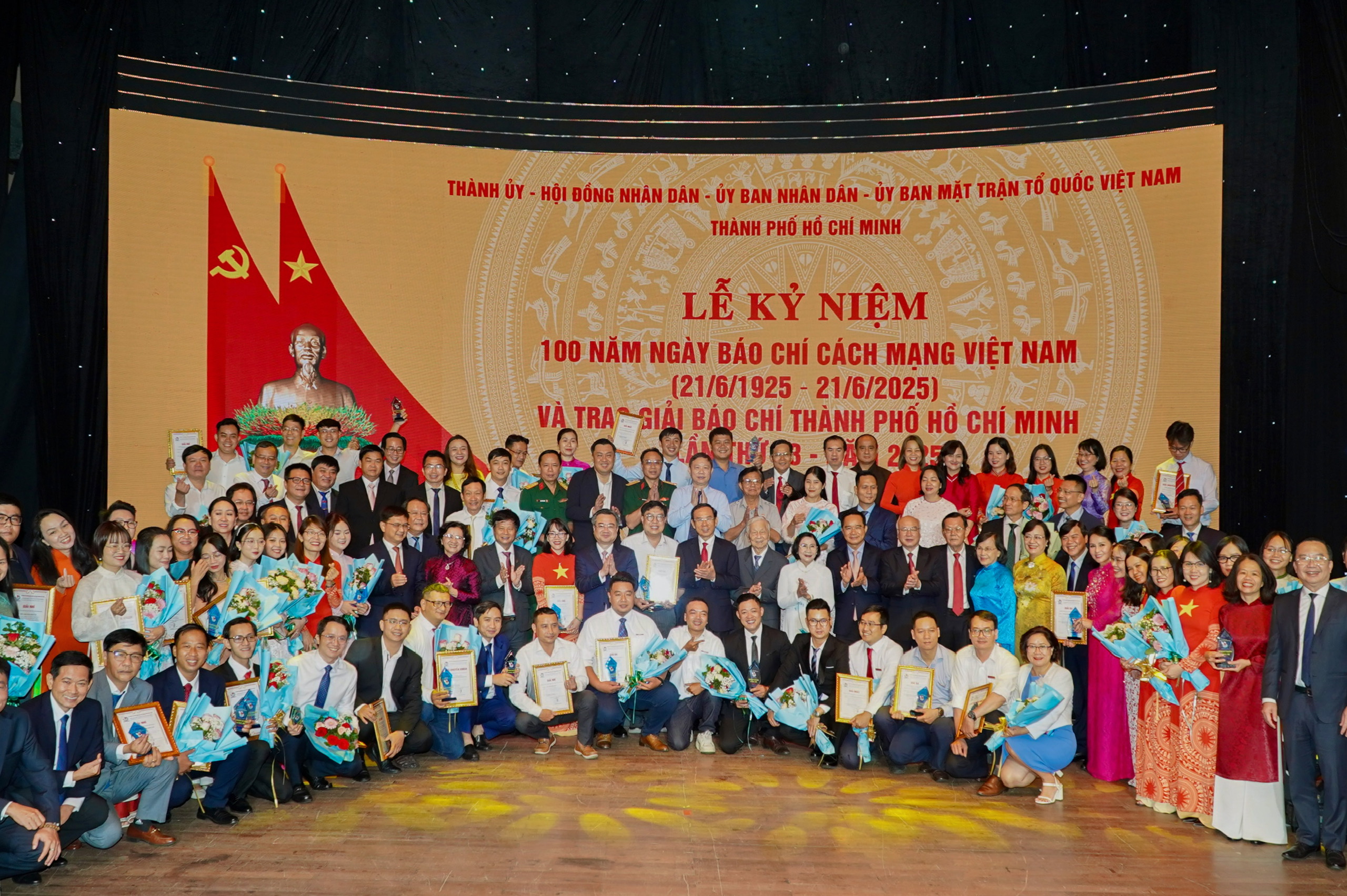 Báo Người Lao Động đoạt 9 giải Báo chí TPHCM lần thứ 44 năm 2026 - Ảnh 1.
