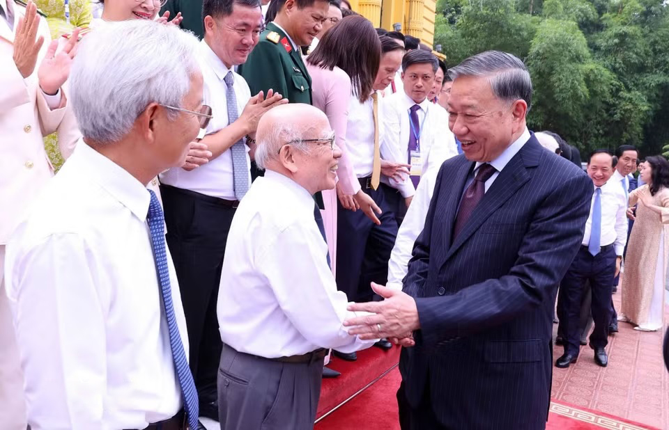 Báo chí phải góp phần củng cố niềm tin xã hội - Ảnh 1. Báo chí phải góp phần củng cố niềm tin xã hội - Ảnh 1.