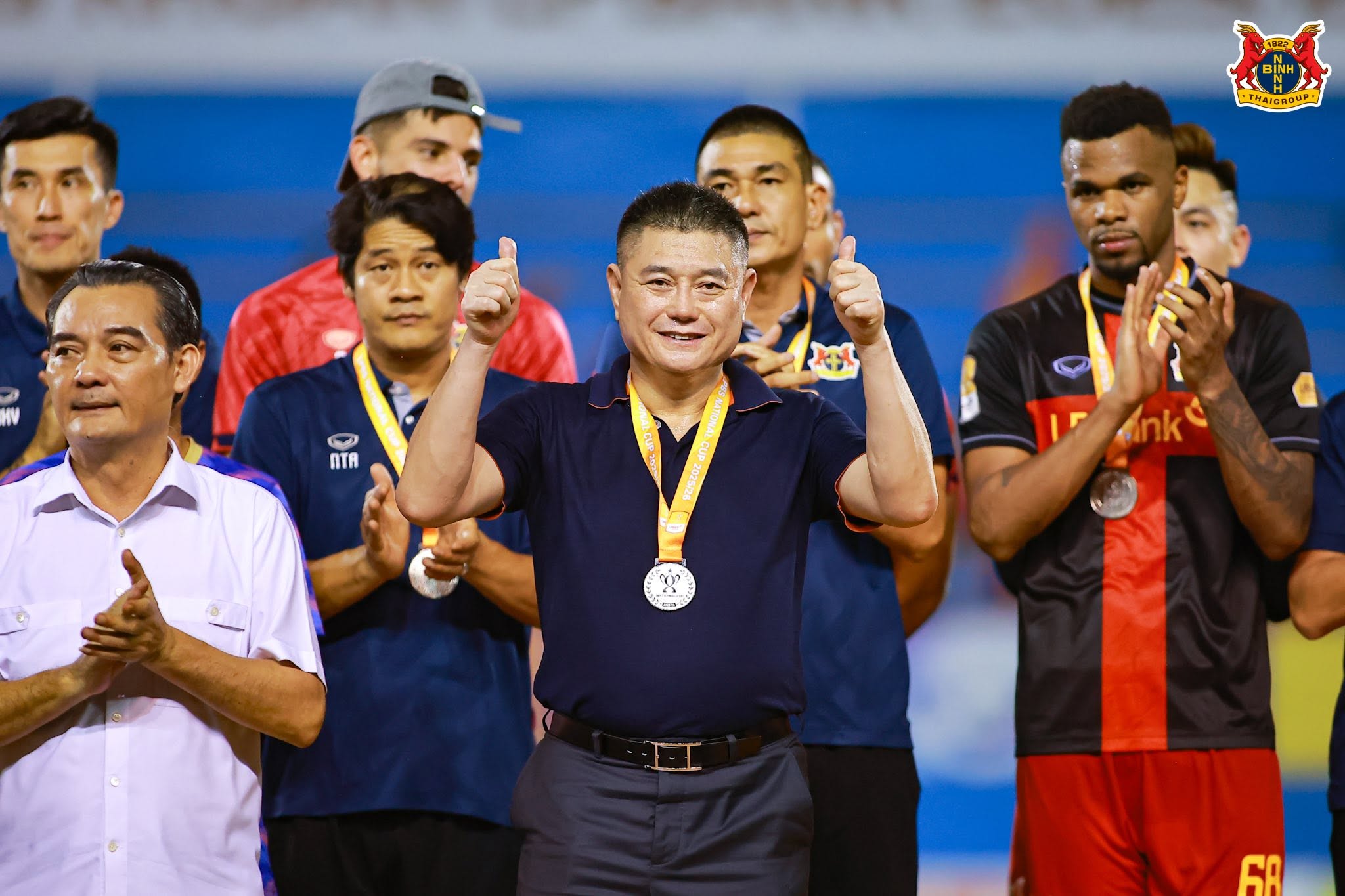 Ninh Bình FC bất ngờ chia tay trợ lý cũ của HLV Park Hang-seo - Ảnh 6.