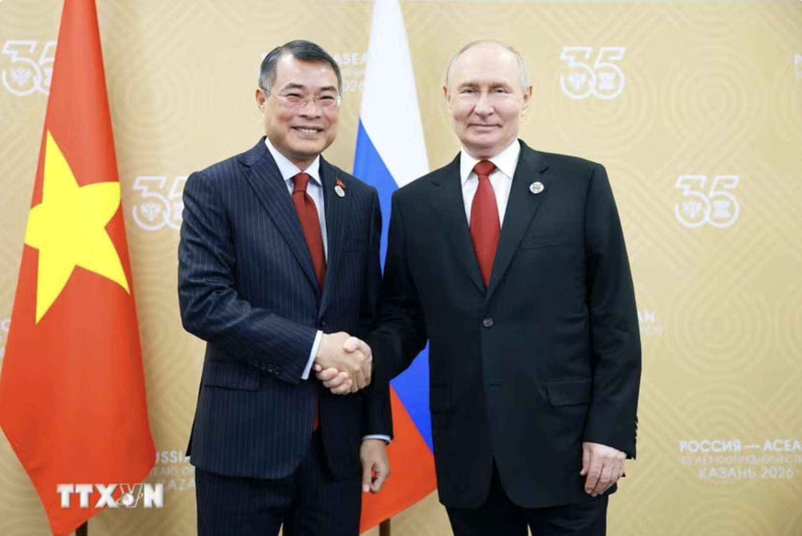Thủ tướng Lê Minh Hưng gặp Tổng thống Putin: Sớm triển khai Nhà máy điện hạt nhân Ninh Thuận 1 - Ảnh 1.