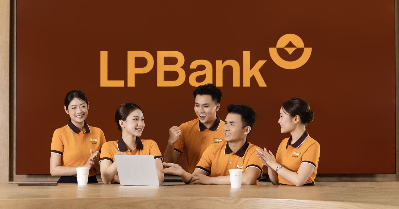 LPBank xây dựng môi trường làm việc hạnh phúc từ 3 trụ cột chiến lược