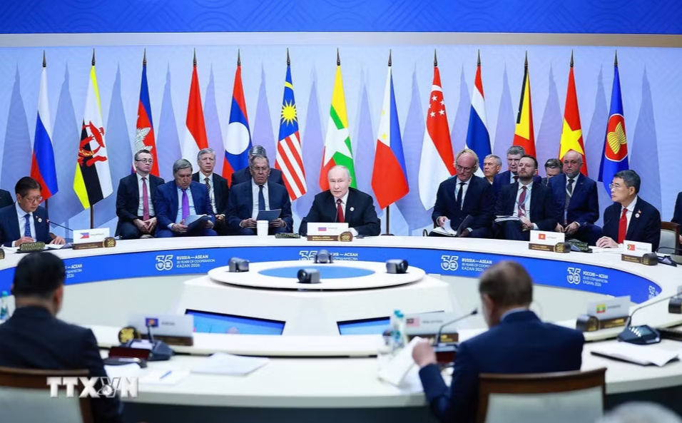 Thủ tướng Lê Minh Hưng dự Hội nghị Cấp cao ASEAN-Nga - Ảnh 1.