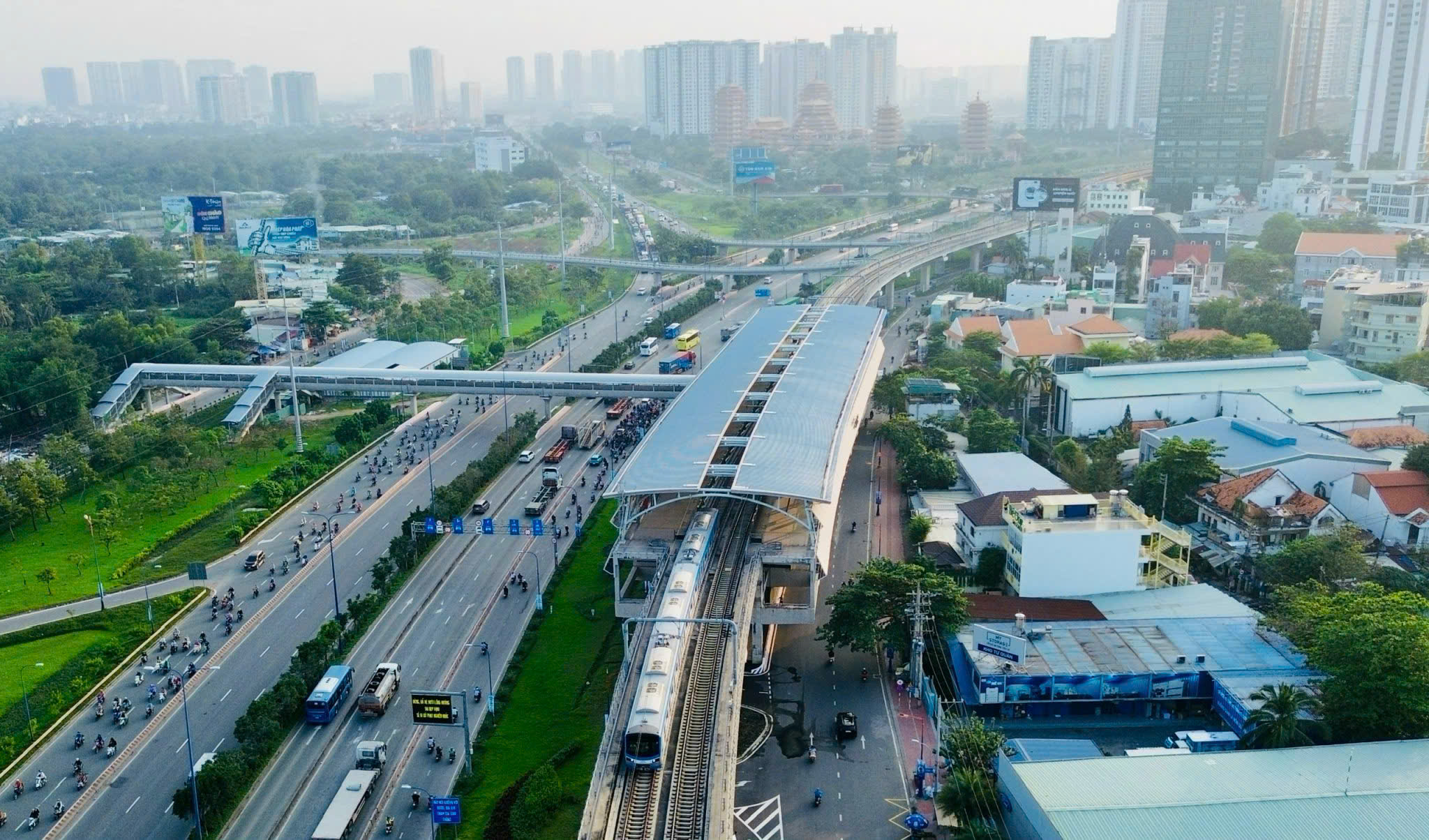 TPHCM phát triển sản xuất tàu metro trong nước từ năm 2027 - Ảnh 2.