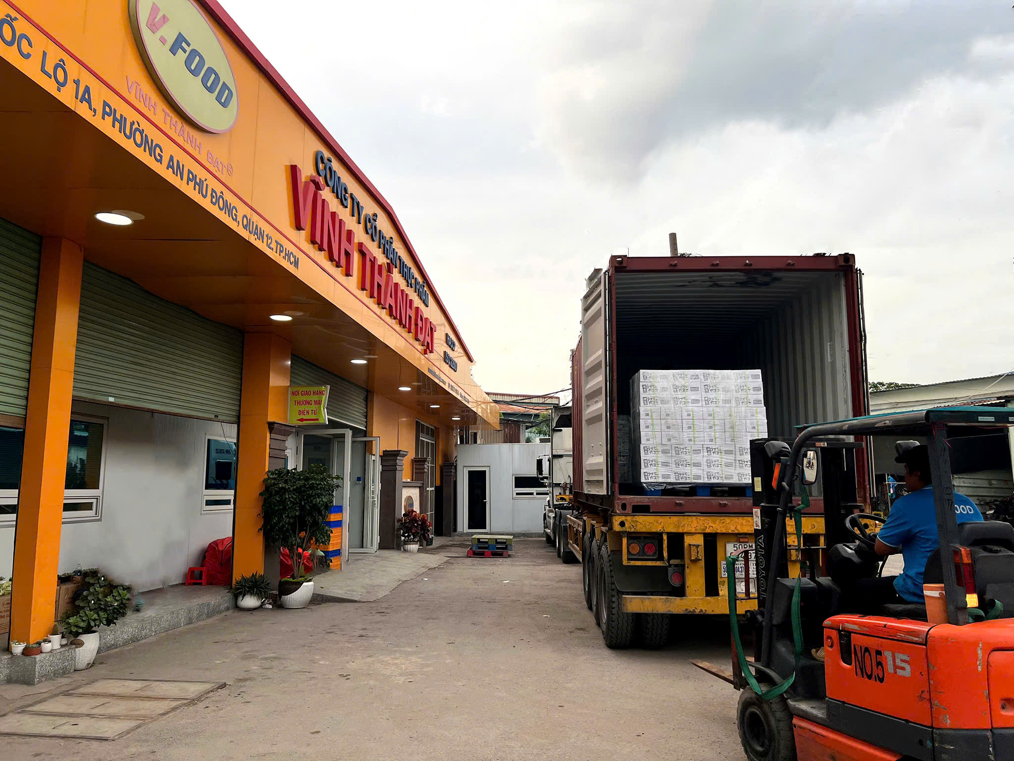 Xuất khẩu trứng ăn liền đầu tiên của Vĩnh Thành Đạt sang Nhật Bản năm 2026 - Ảnh 1. Xuất khẩu trứng ăn liền đầu tiên của Vĩnh Thành Đạt sang Nhật Bản năm 2026 - Ảnh 1.