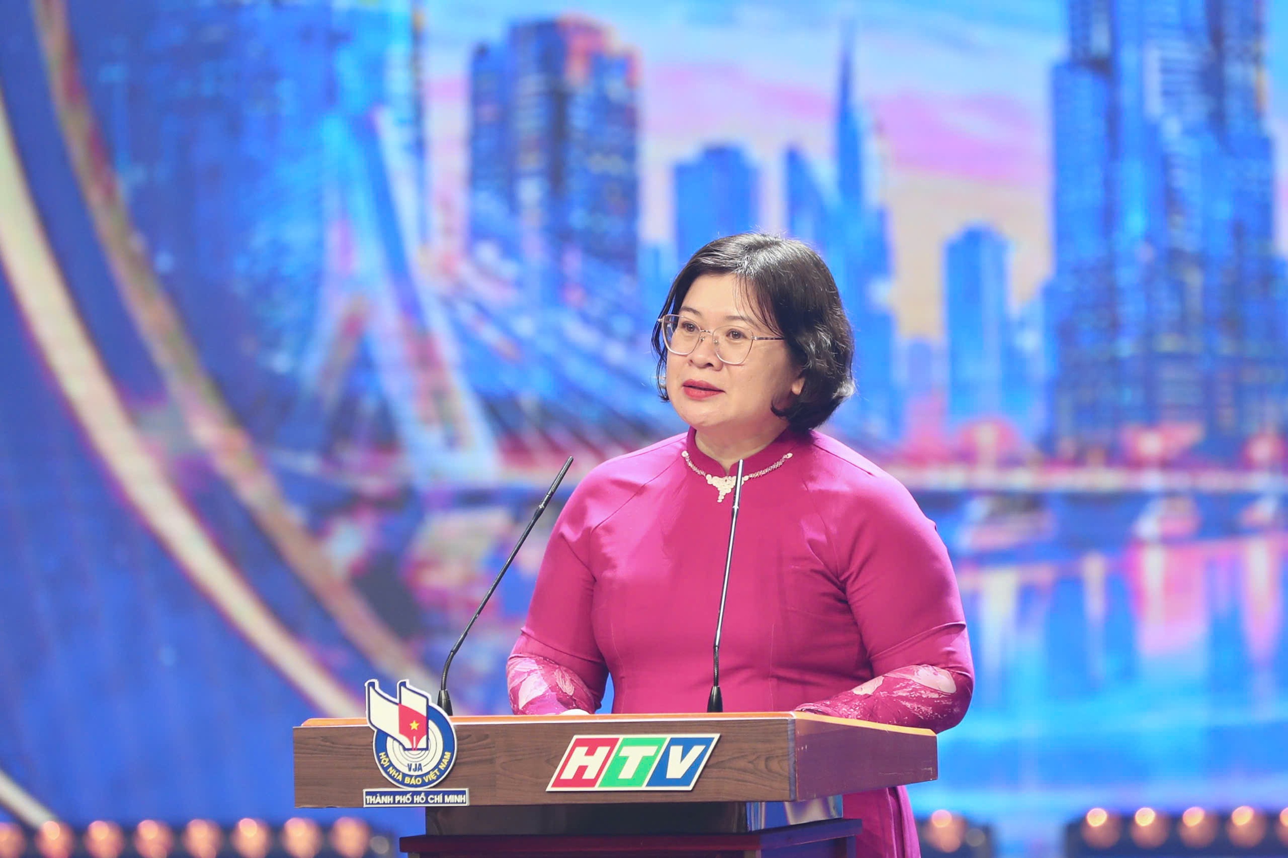 Báo chí TPHCM là điểm sáng của báo chí cách mạng Việt Nam - Ảnh 3.