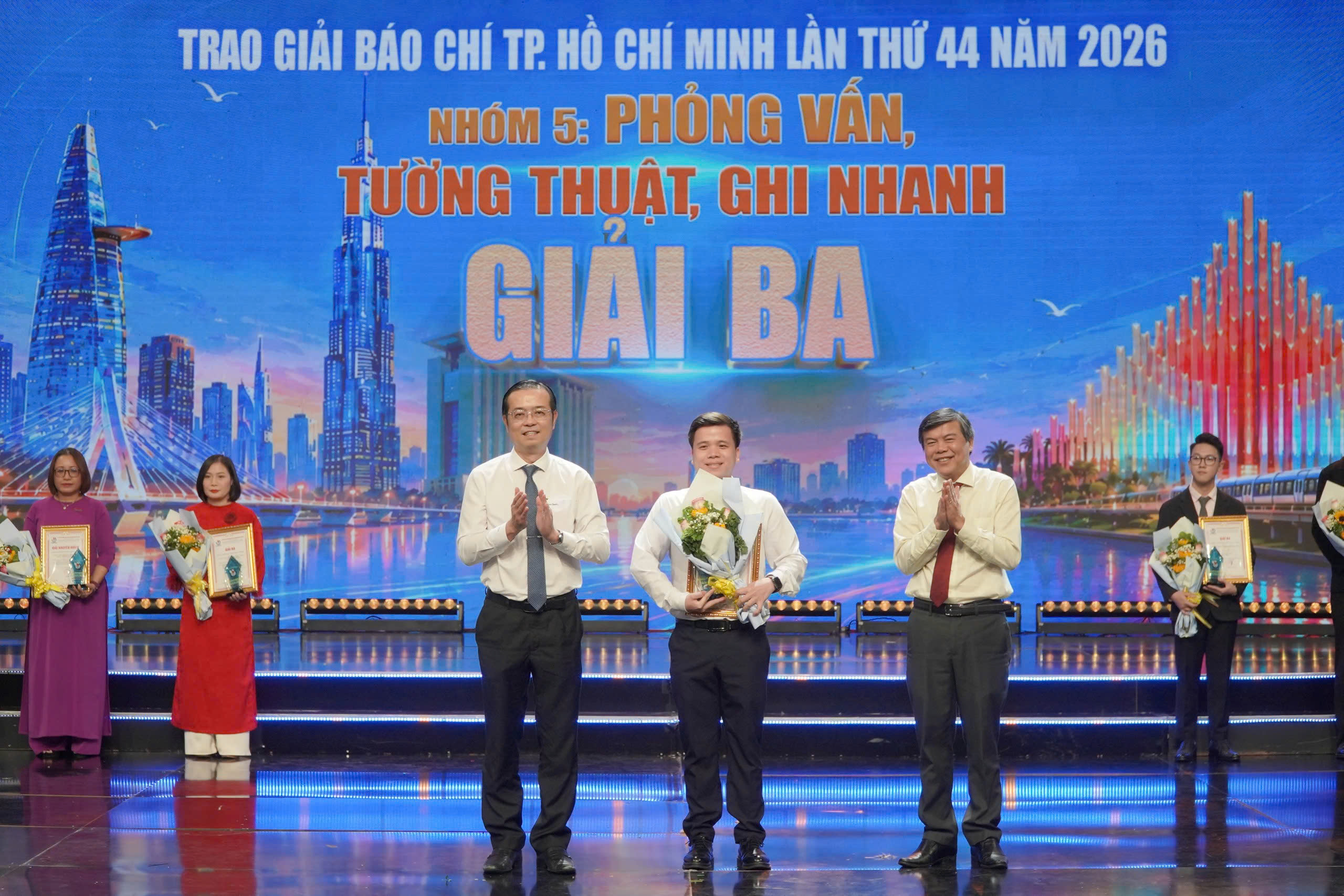 Báo chí TPHCM là điểm sáng của báo chí cách mạng Việt Nam - Ảnh 12.