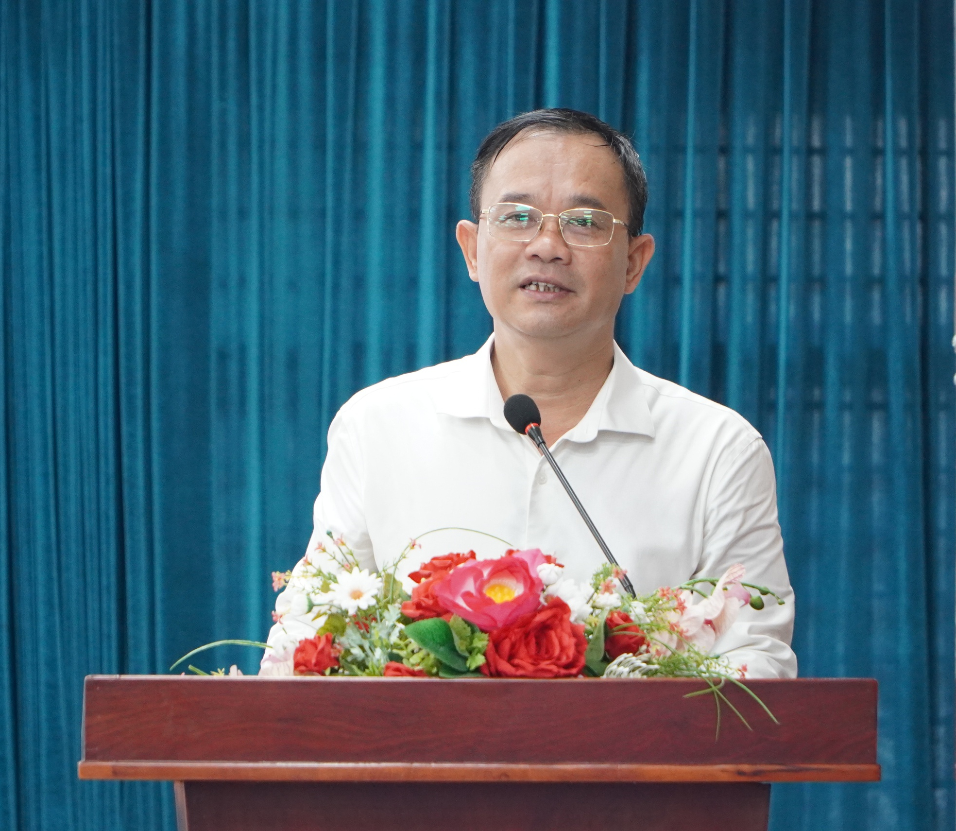Phường Hòa Hưng ra mắt Đội chăm sóc sức khỏe liên tục cho người dân - Ảnh 2.