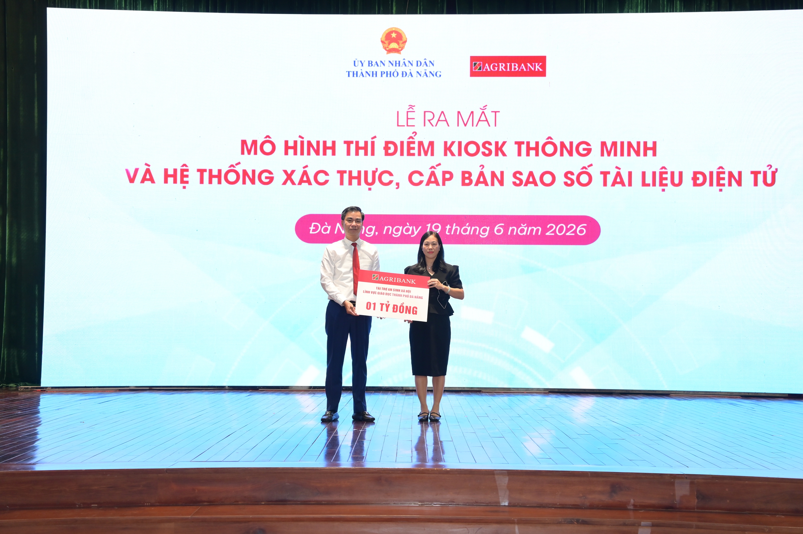 Đà Nẵng ra mắt 11 Trạm dịch vụ công số ứng dụng AI - Ảnh 4.