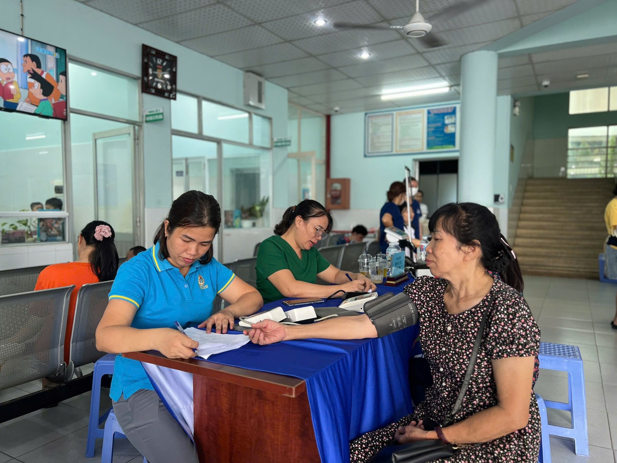 4 trạm y tế được hỗ trợ chuyên môn, giảm chuyển tuyến không cần thiết - Ảnh 3.