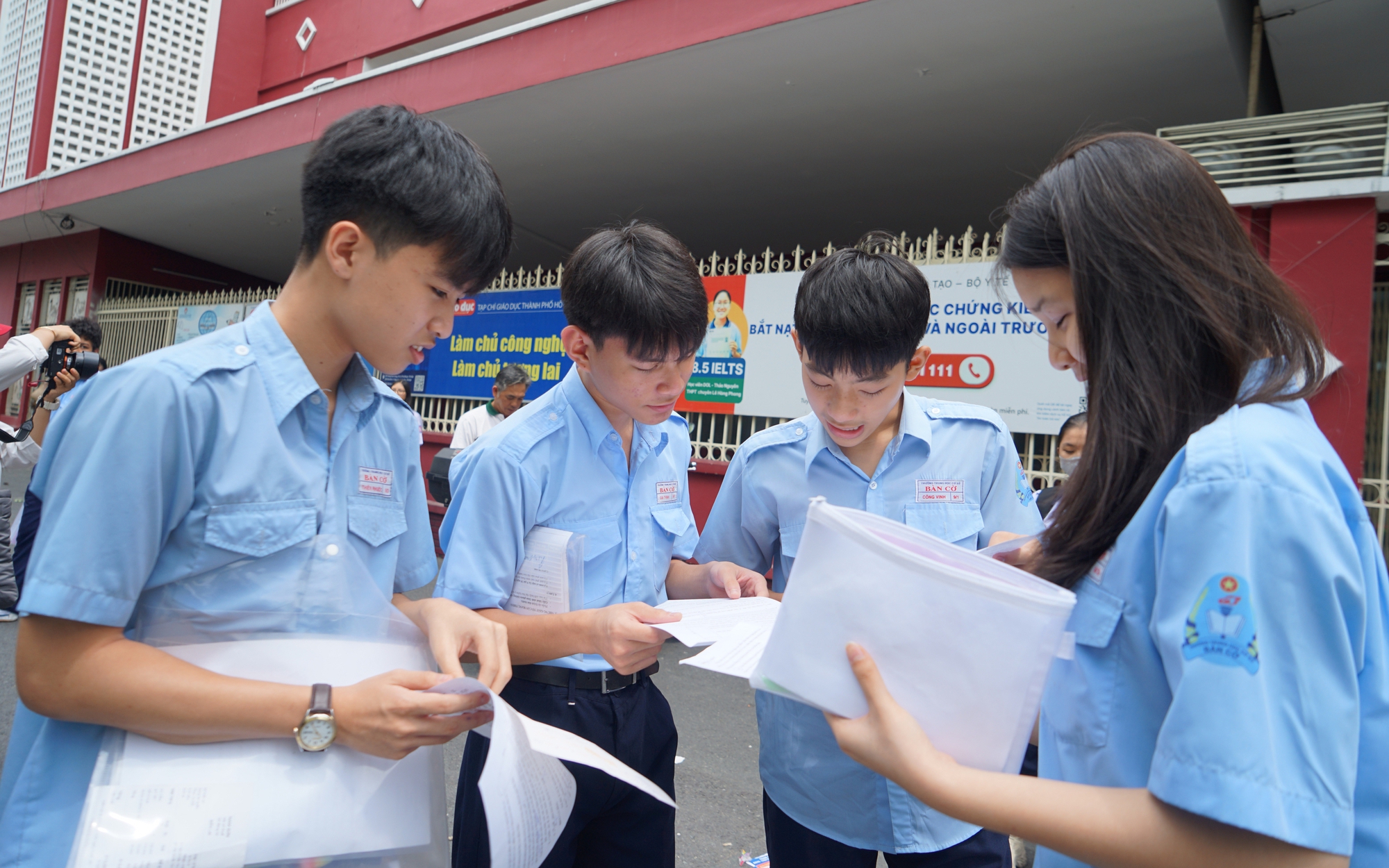 Trường Phổ thông Năng khiếu công bố tỉ lệ dự thi lớp 10 - Ảnh 2.