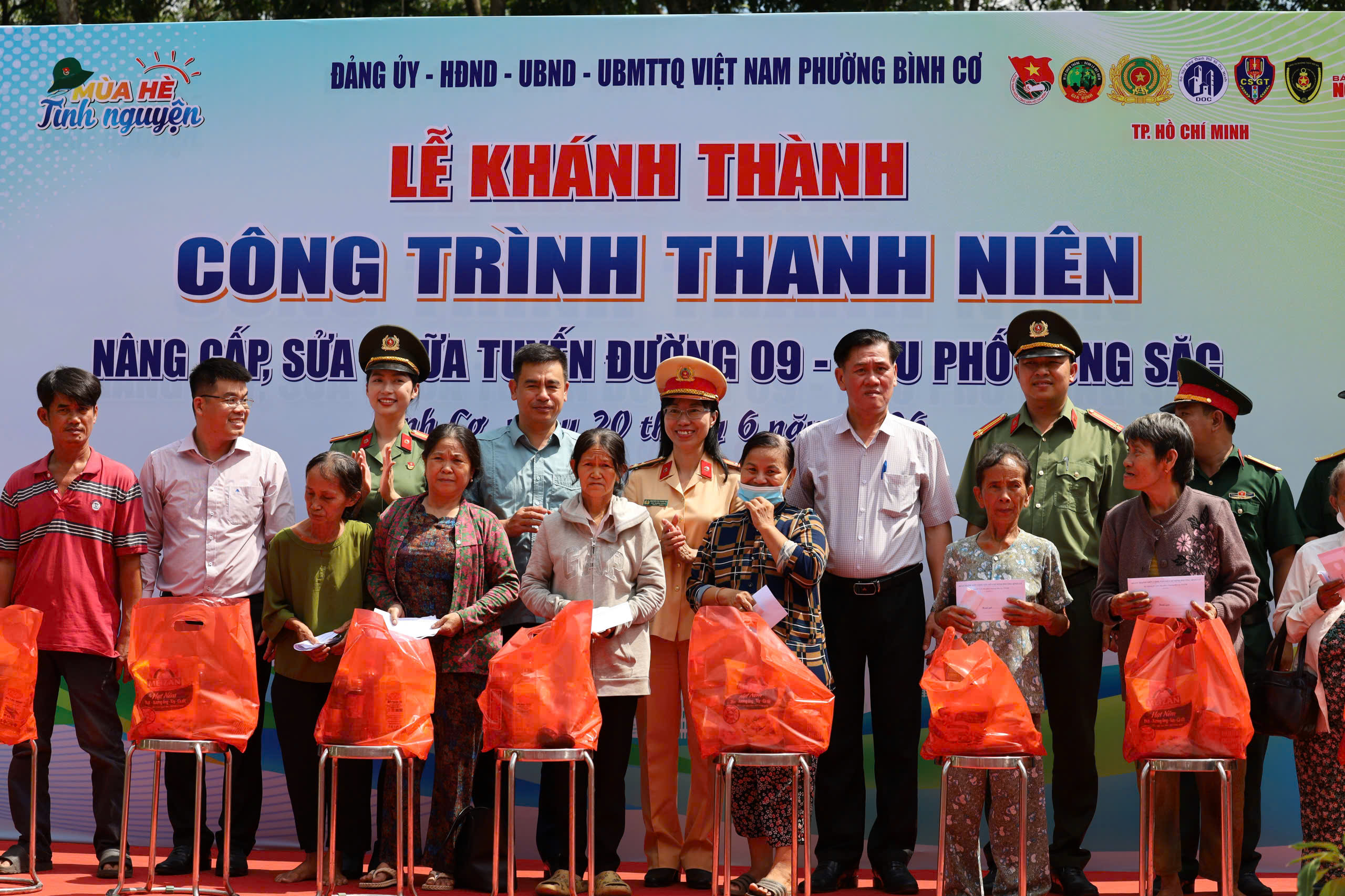 TPHCM: Con đường nối dài nghĩa tình ở Đồng Sặc - Ảnh 6.