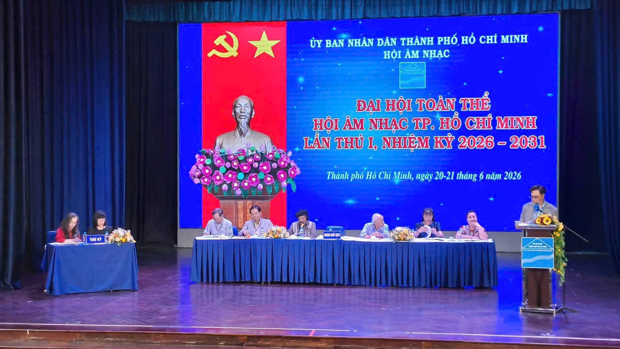 Nhạc sĩ Nguyễn Quang Vinh tái đắc cử Chủ tịch Hội Âm nhạc TP HCM - Ảnh 1.