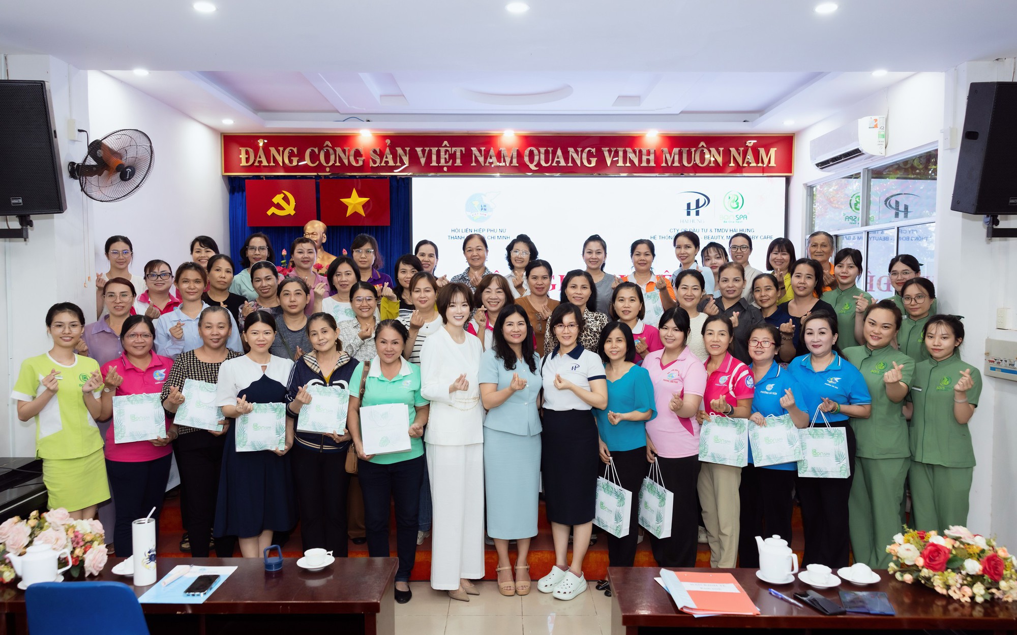 Điểm tựa vững vàng cho 27 phụ nữ bước qua rào cản