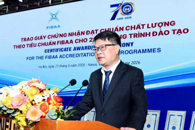ĐH Kinh tế Quốc dân có thêm 21 chương trình đạt kiểm định quốc tế - Ảnh 2.