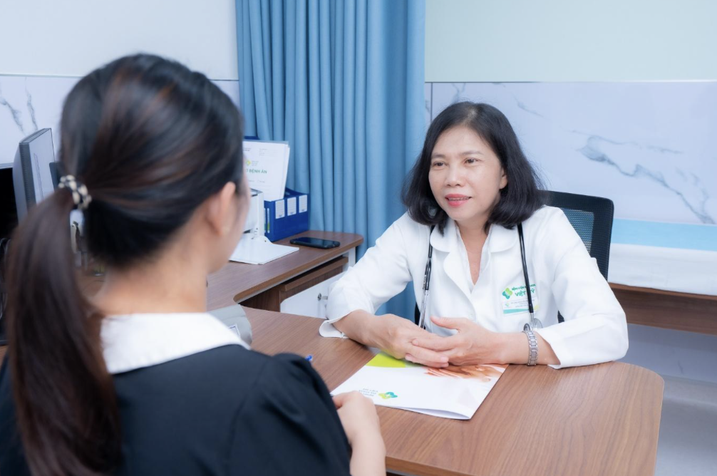 Những dấu hiệu tiêu hóa tưởng chừng vô hại có thể cảnh báo ung thư - Ảnh 2.