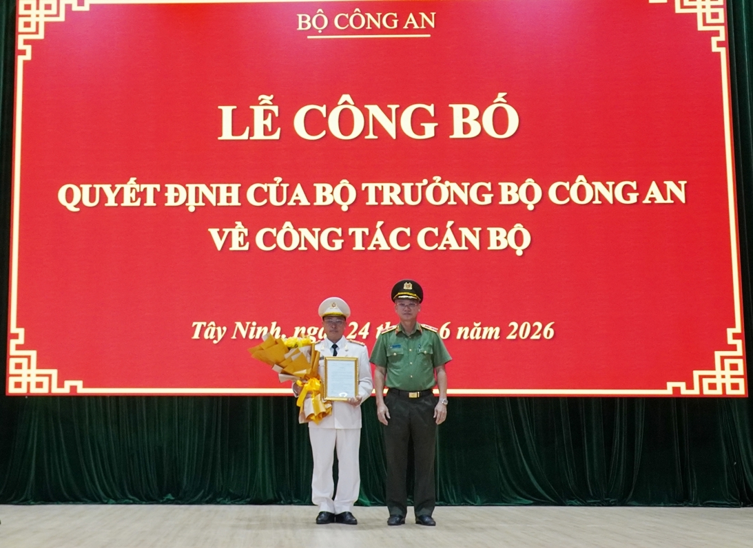 Đại tá Phạm Thanh Tùng giữ chức Phó Giám đốc Công an tỉnh Tây Ninh - Ảnh 1.