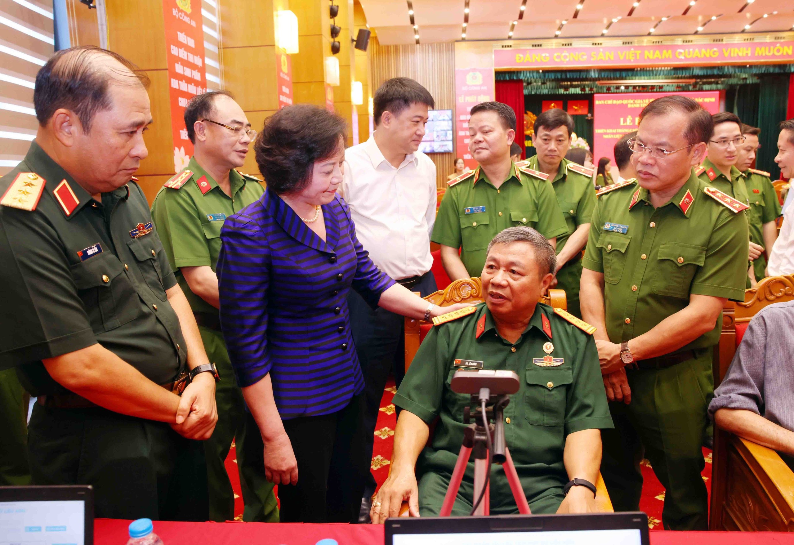 MỆNH LỆNH TỪ TRÁI TIM: Dưới đá núi, các anh vẫn chờ - Ảnh 1.