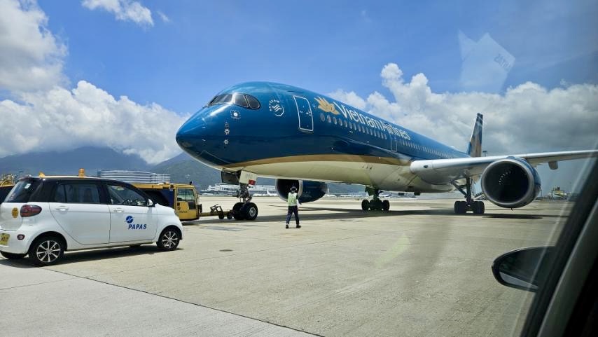 Máy bay Vietnam Airlines chuyển hướng hạ cánh khẩn cấp tại Hồng Kông - Ảnh 1. Máy bay Vietnam Airlines chuyển hướng hạ cánh khẩn cấp tại Hồng Kông - Ảnh 1.