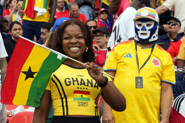 World Cup của những kh&aacute;n đ&agrave;i nhập cư - Ảnh 2.