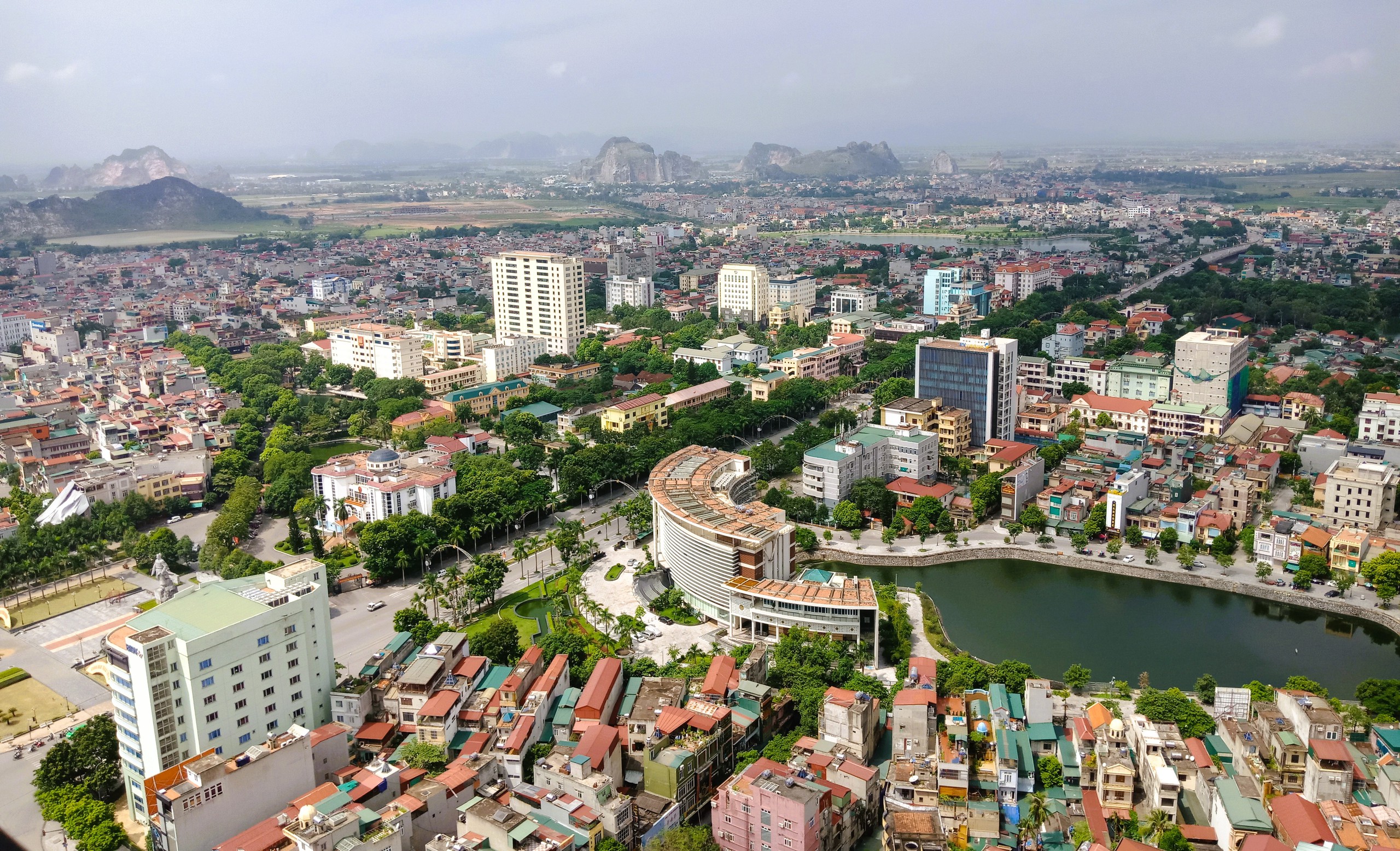 Thanh Hóa hoàn thành sắp xếp thôn, tổ dân phố, giảm 2.418 đơn vị - Ảnh 1.