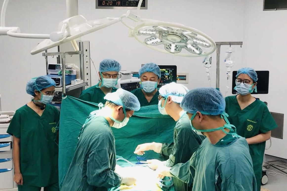 Hai bệnh nhân đột quỵ thoát nguy kịch nhờ đến viện kịp thời - Ảnh 2.